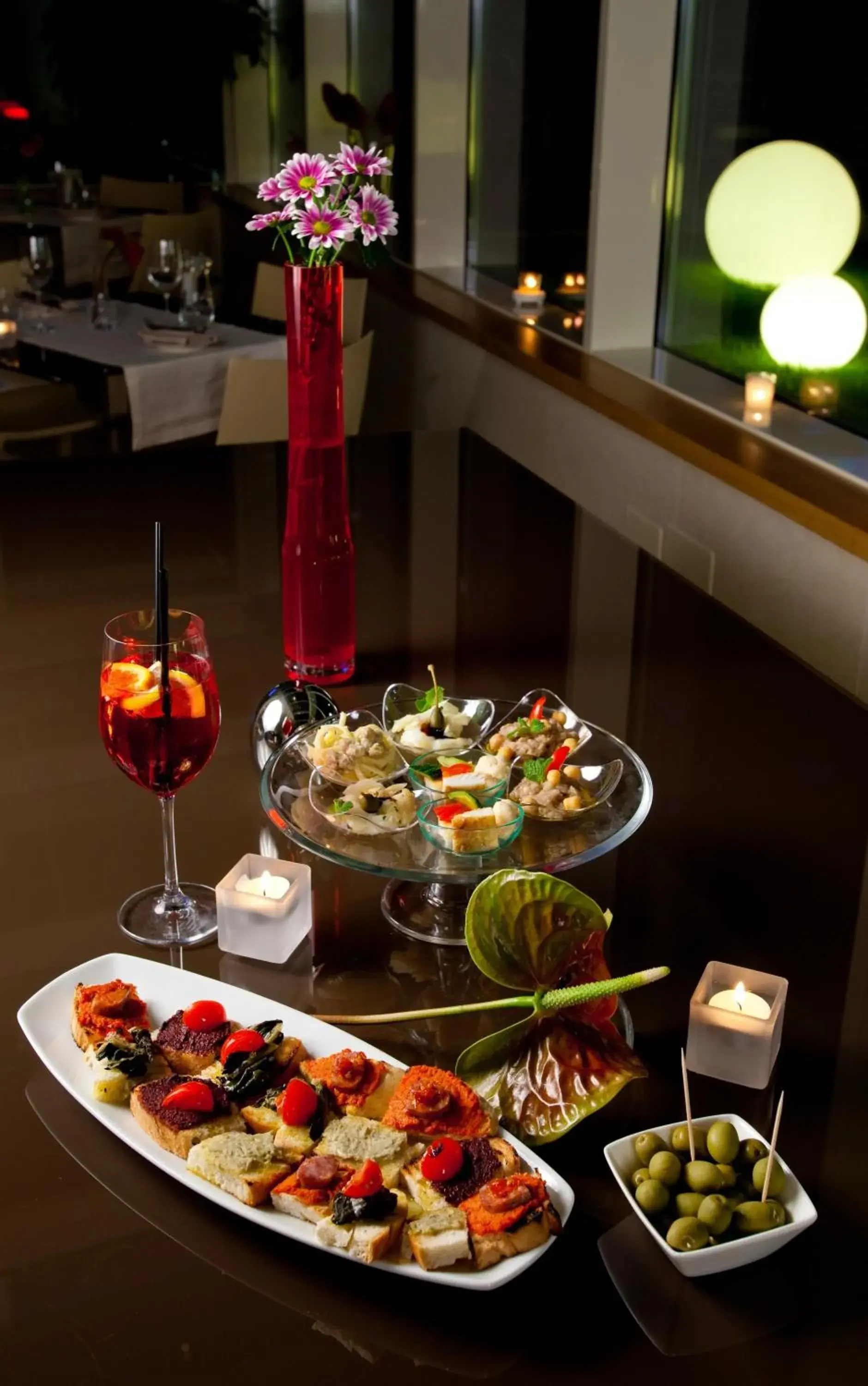 Food and drinks in Breaking Business Hotel Food and drinks in Breaking Business Hotel