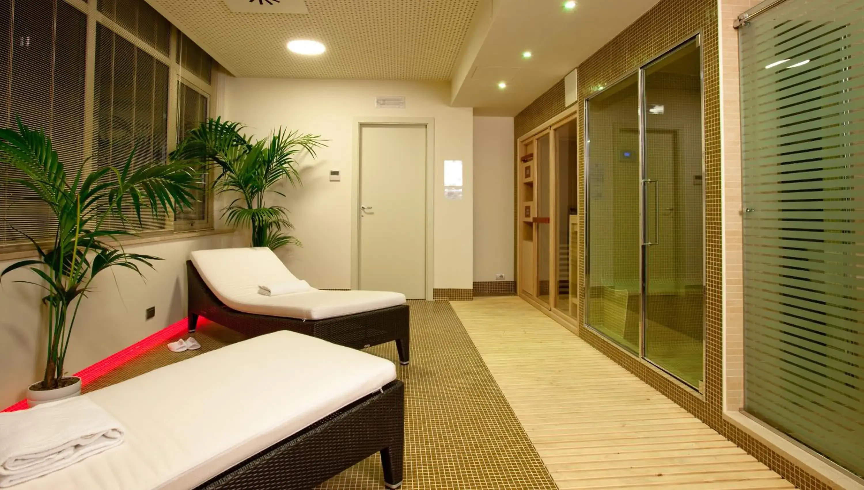 Spa and wellness centre/facilities in Breaking Business Hotel Spa and wellness centre/facilities in Breaking Business Hotel