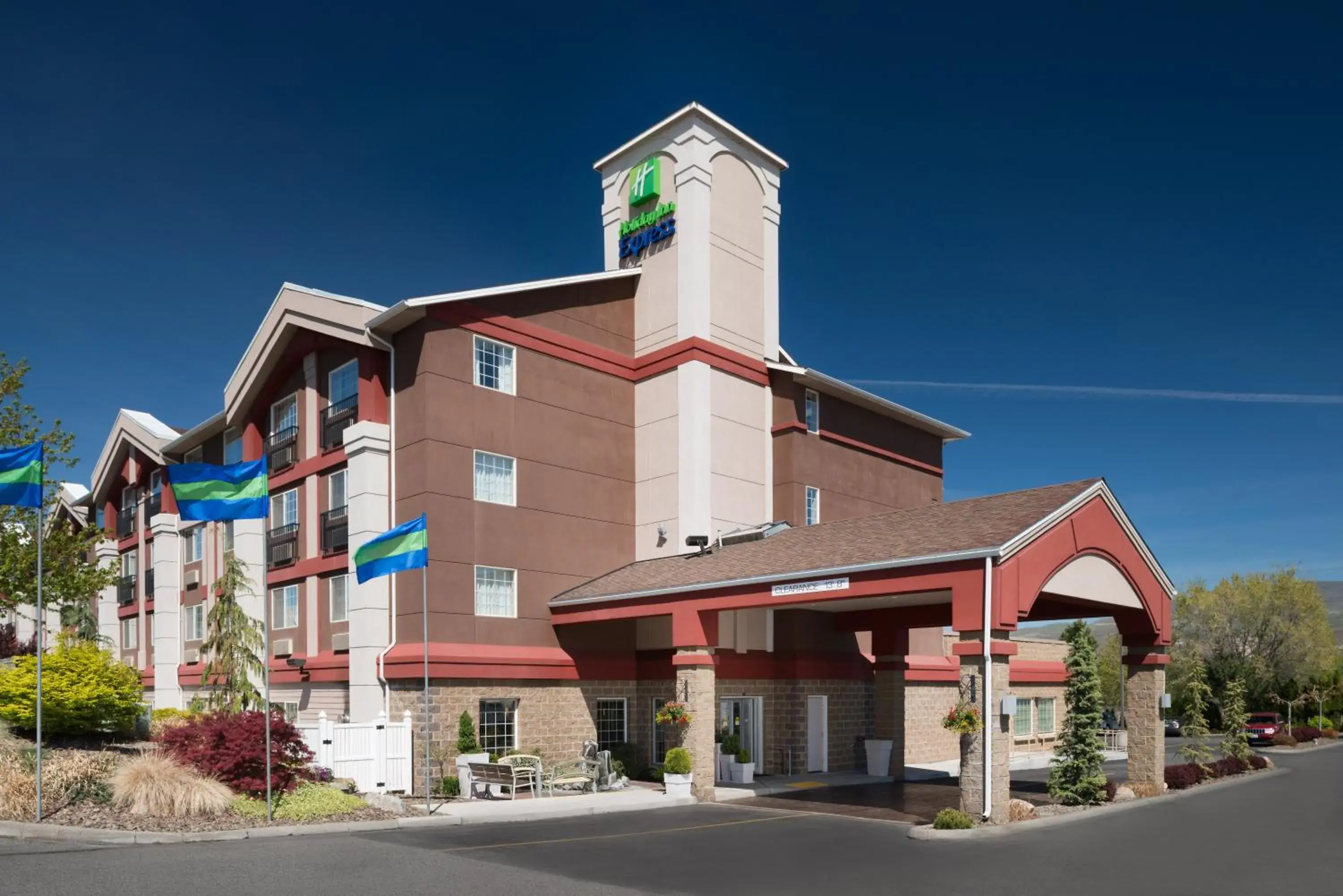 Property building in Holiday Inn Express Wenatchee by IHG Property building in Holiday Inn Express Wenatchee by IHG