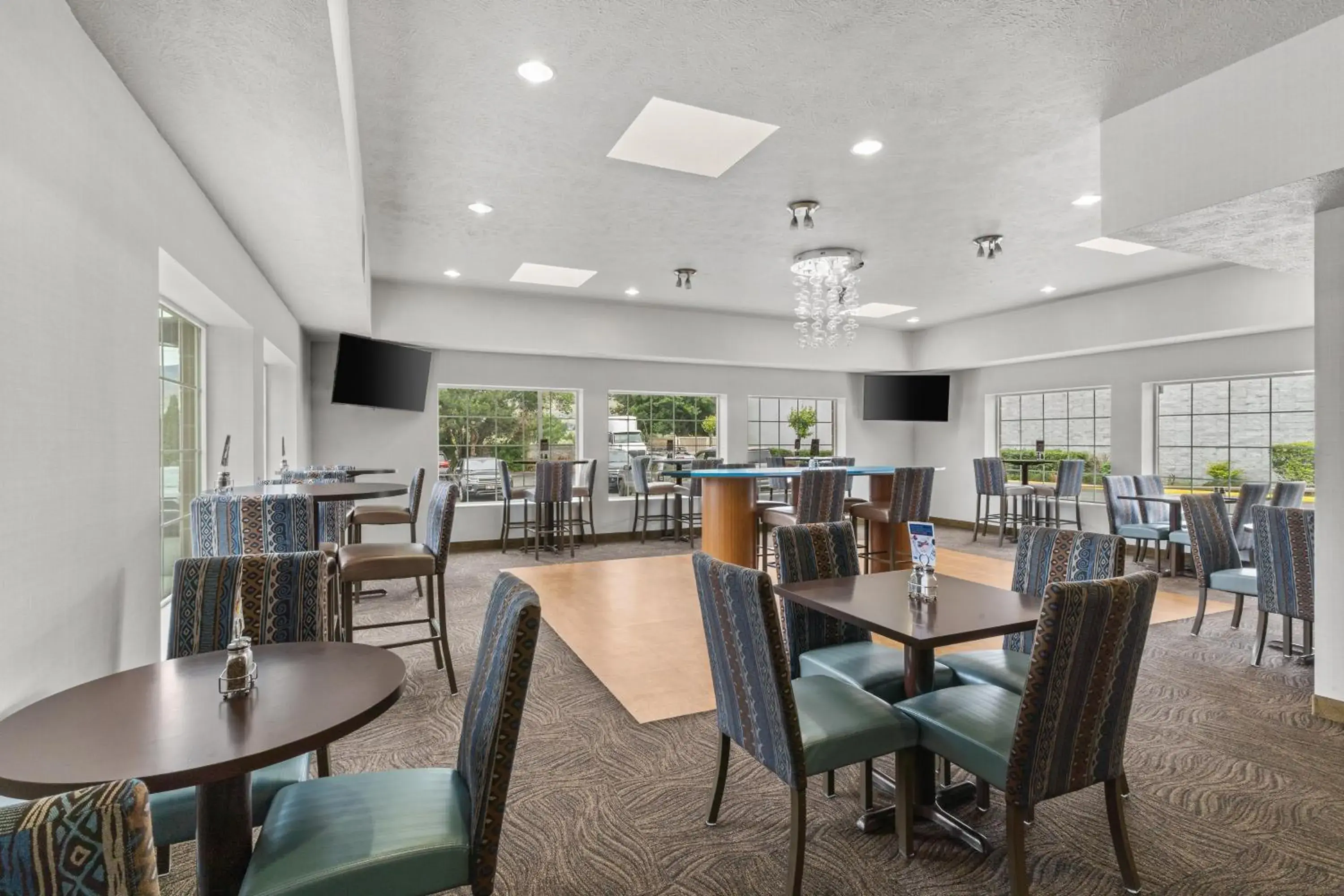 Breakfast in Holiday Inn Express Wenatchee by IHG Breakfast in Holiday Inn Express Wenatchee by IHG