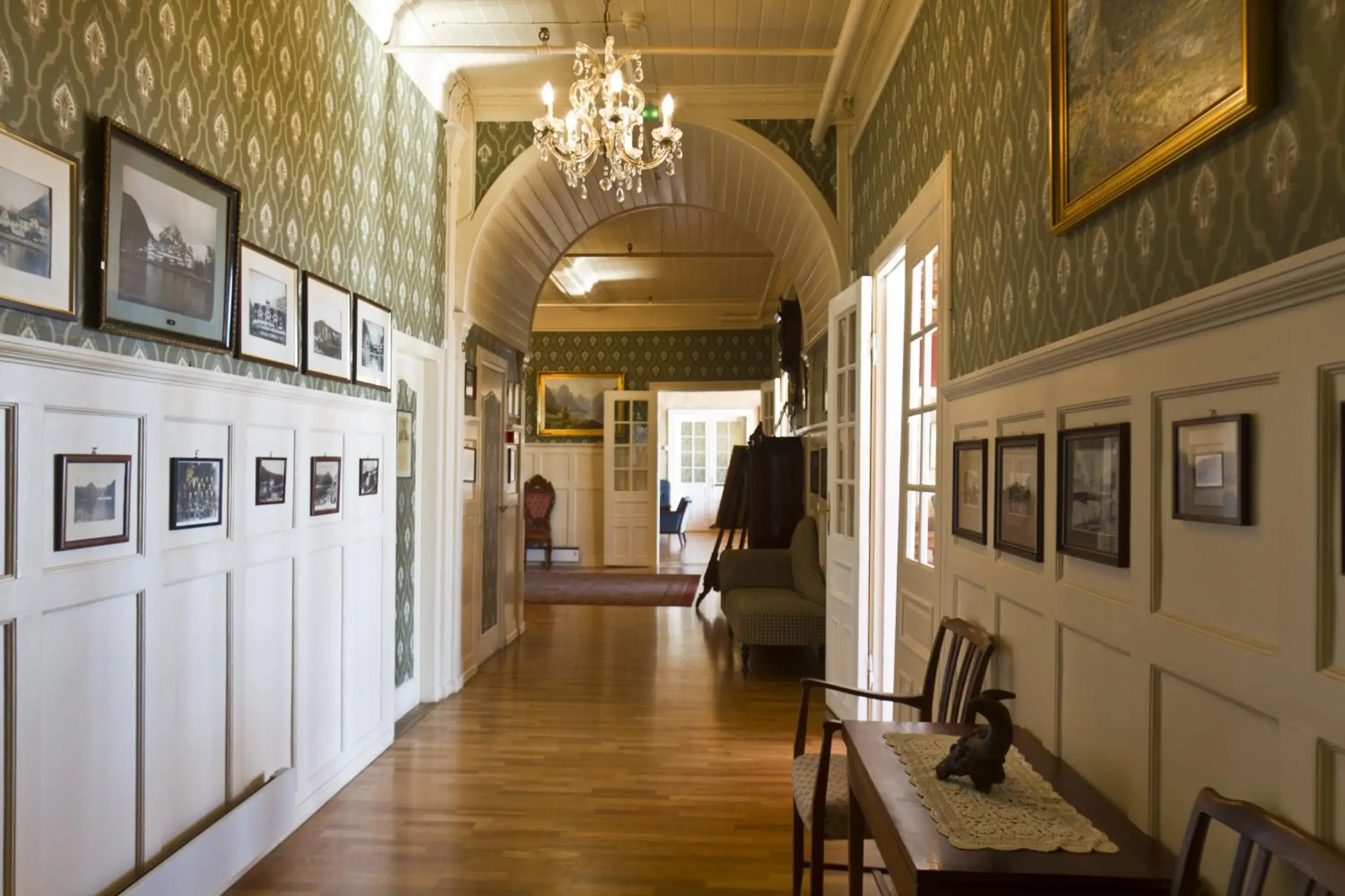 Lounge or bar in Kviknes Hotel Lounge or bar in Kviknes Hotel