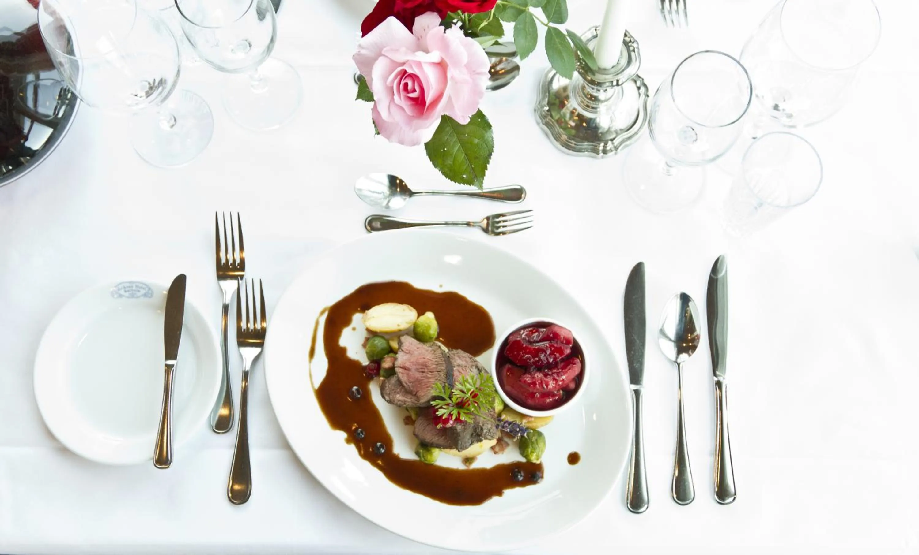 Restaurant/places to eat in Kviknes Hotel