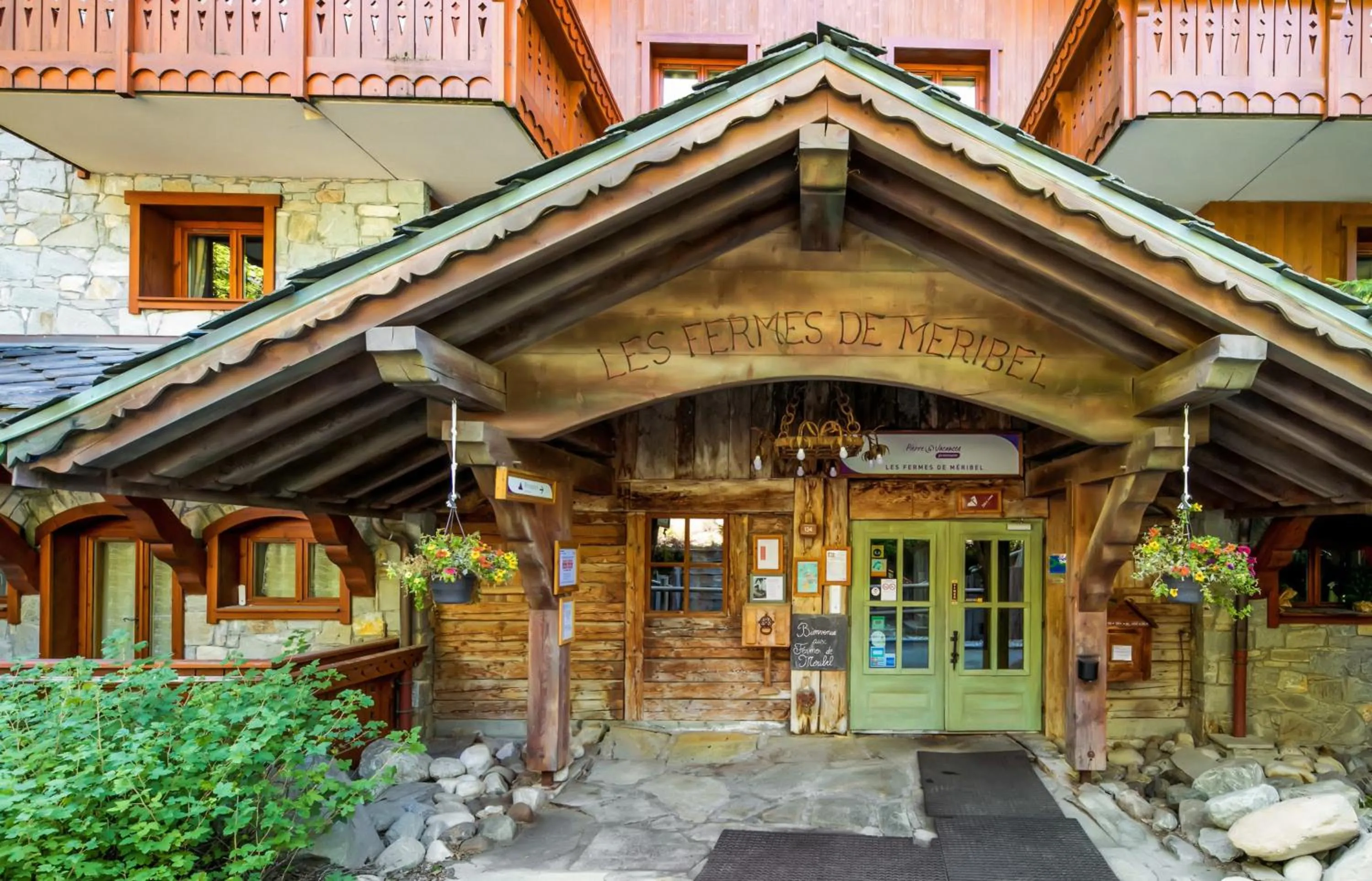 Property building in Résidence Pierre & Vacances Premium Les Fermes De Méribel