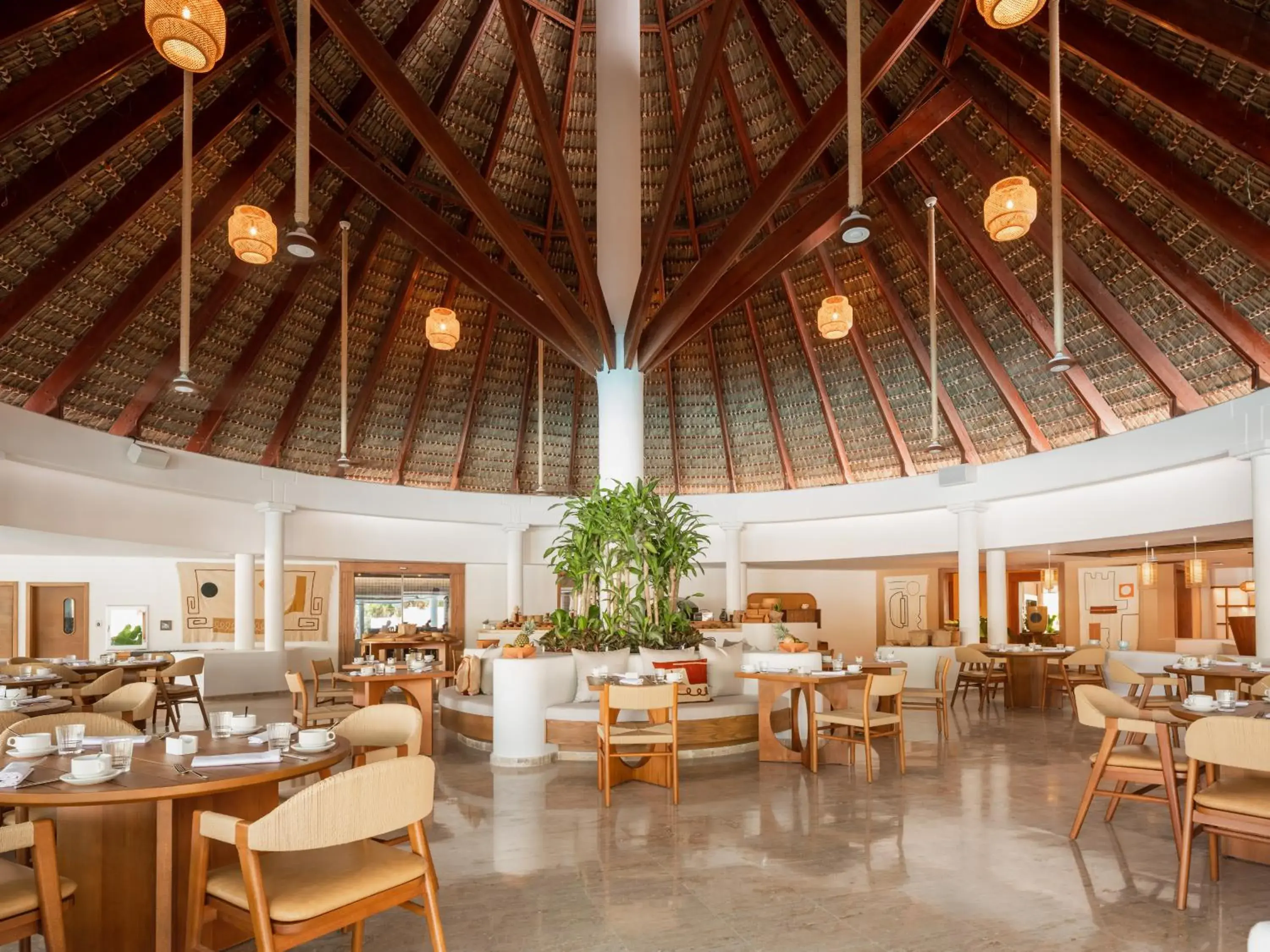 Restaurant/places to eat in Garden Suites by Meliá - All inclusive Restaurant/places to eat in Garden Suites by Meliá - All inclusive