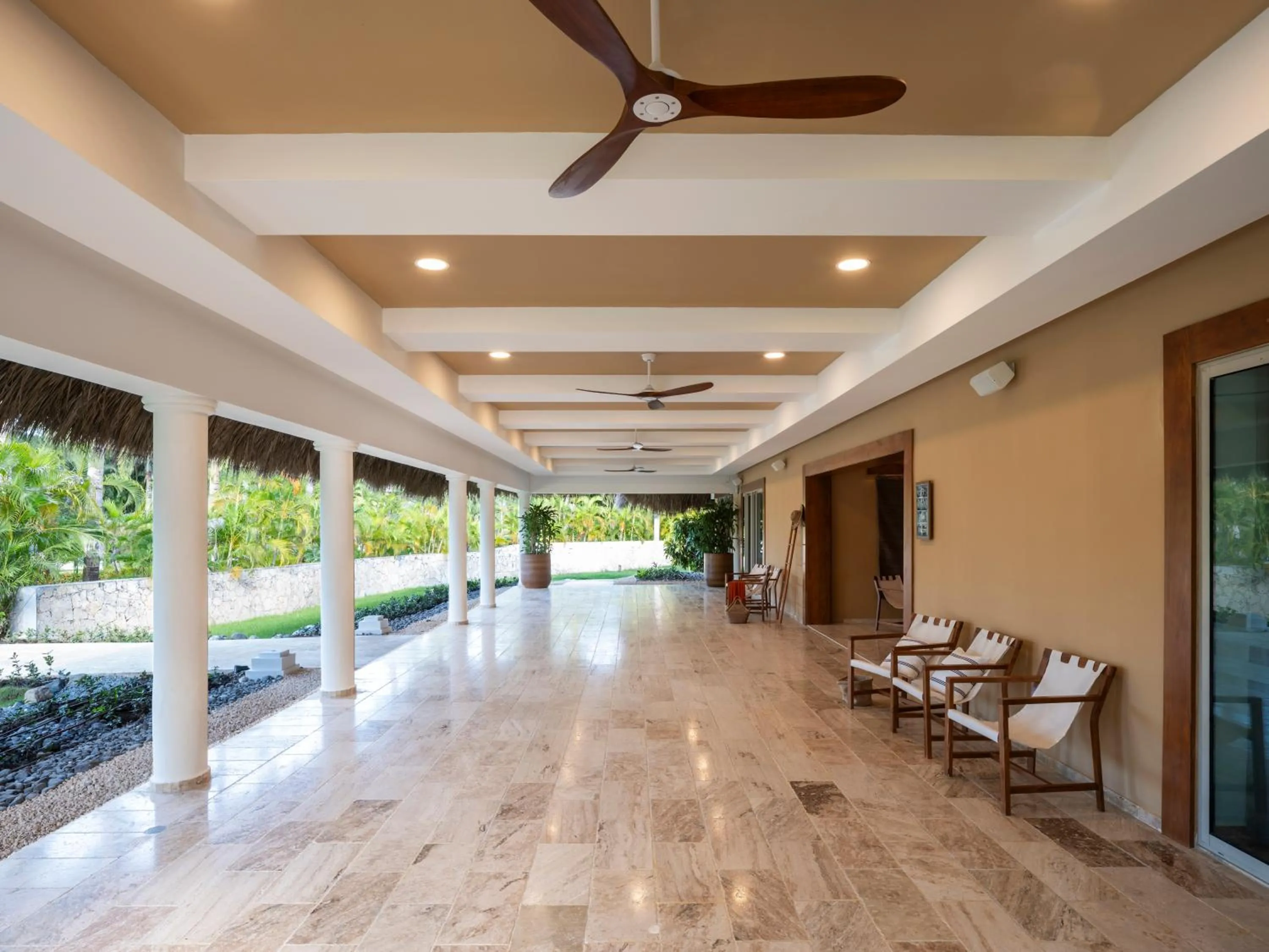 Day in Garden Suites by Meliá - All inclusive