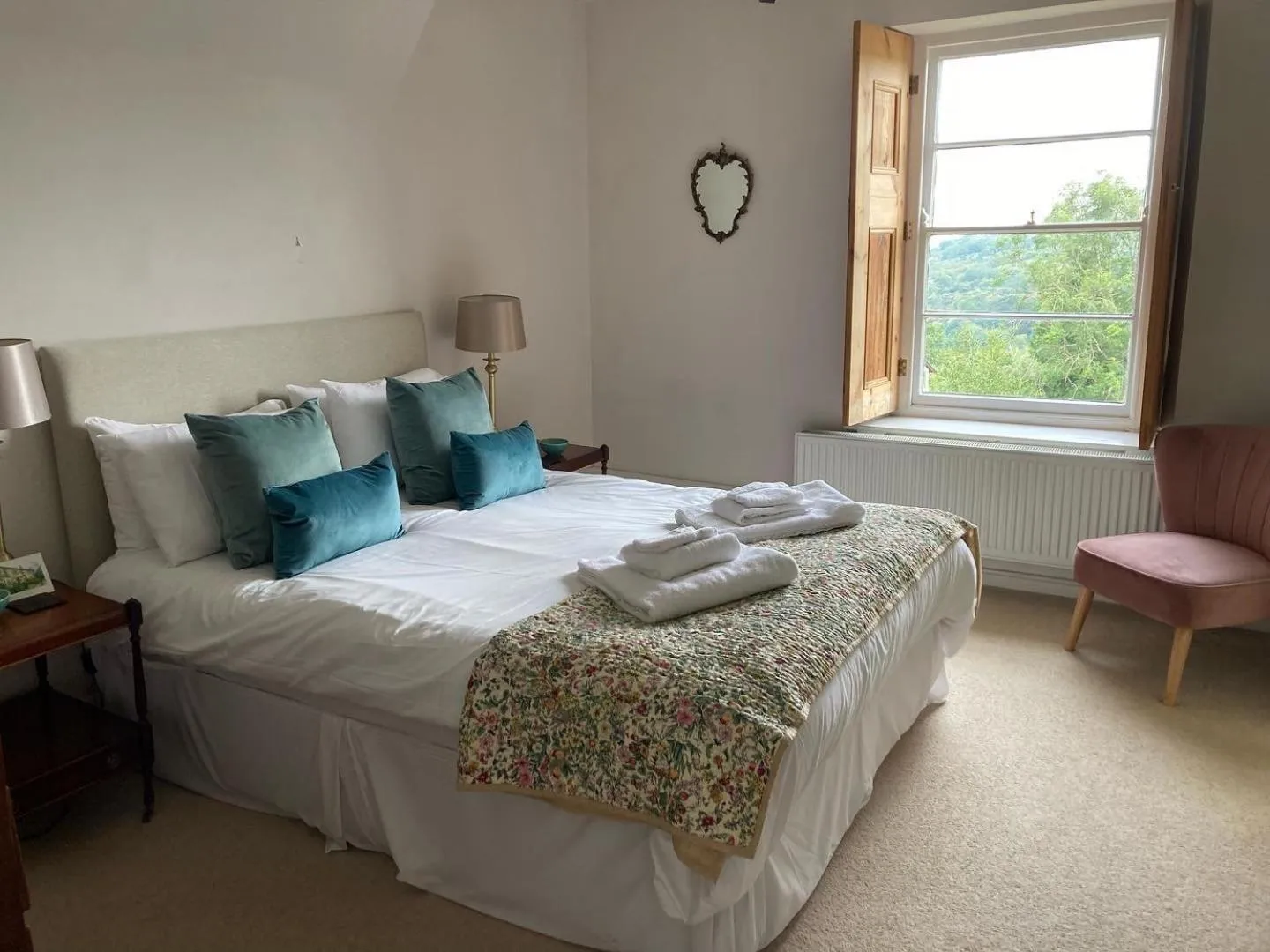 Bedroom, Bed in Malvern View