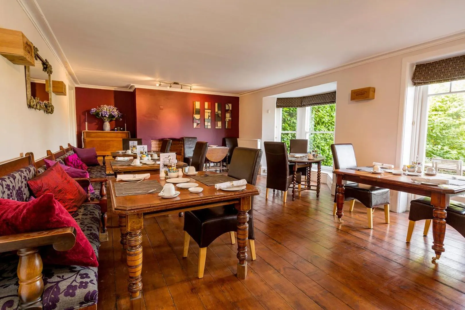 Dining area in Malvern View