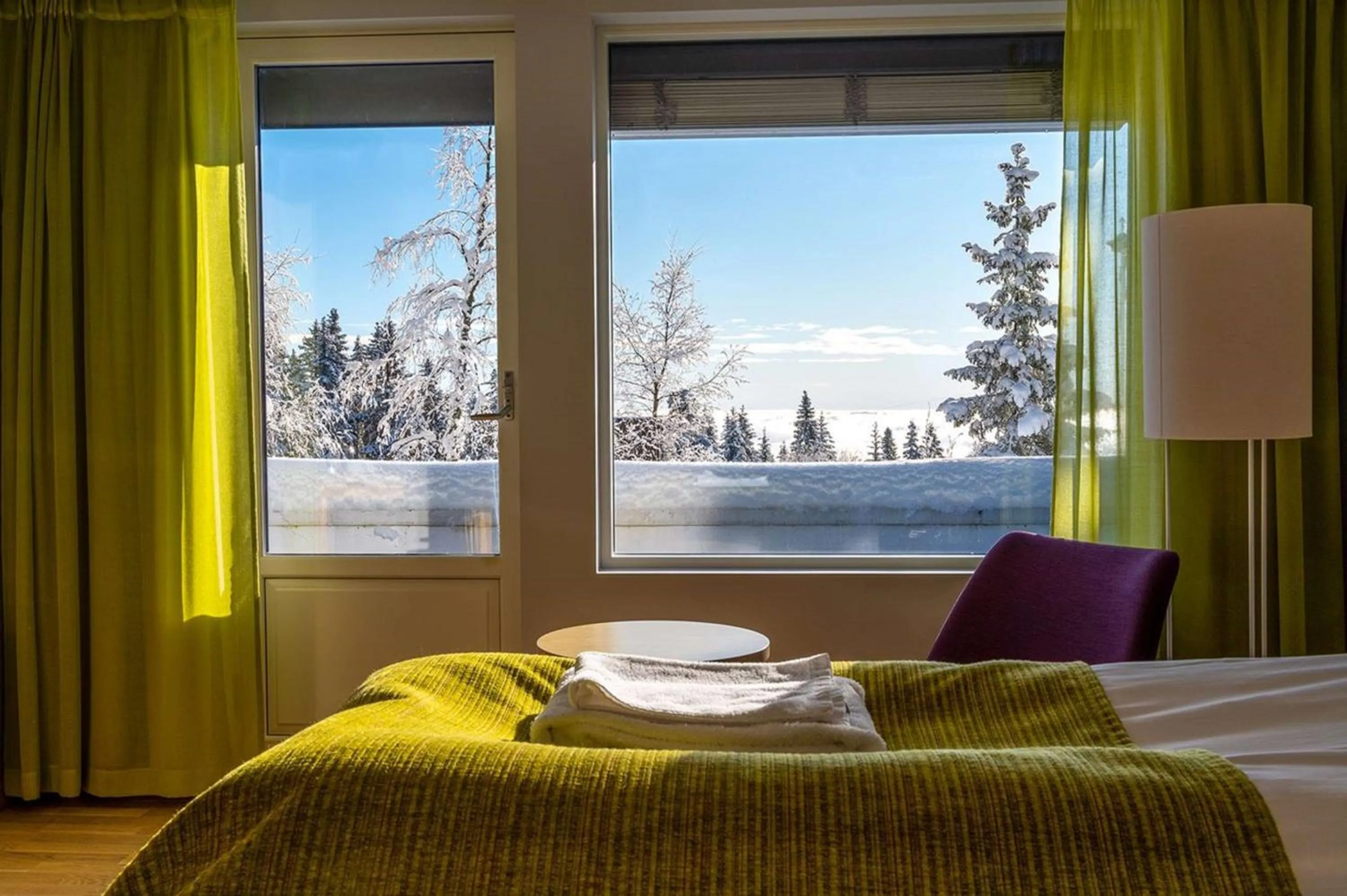 View (from property/room), Bed in Voksenasen Hotell; Best Western Signature Collection