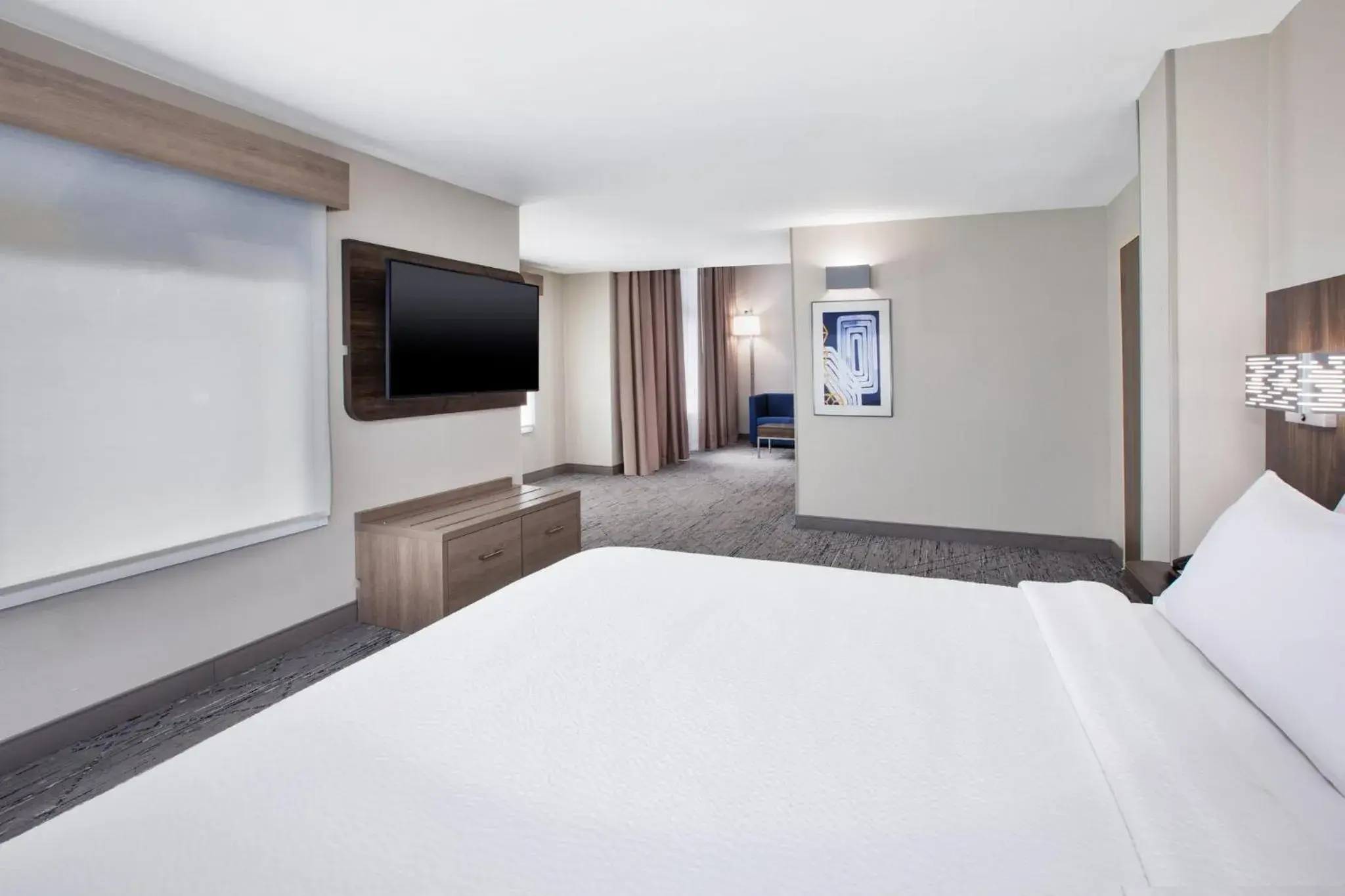 Photo of the whole room, Bed in Holiday Inn Express Hotel & Suites West Monroe by IHG Photo of the whole room, Bed in Holiday Inn Express Hotel & Suites West Monroe by IHG