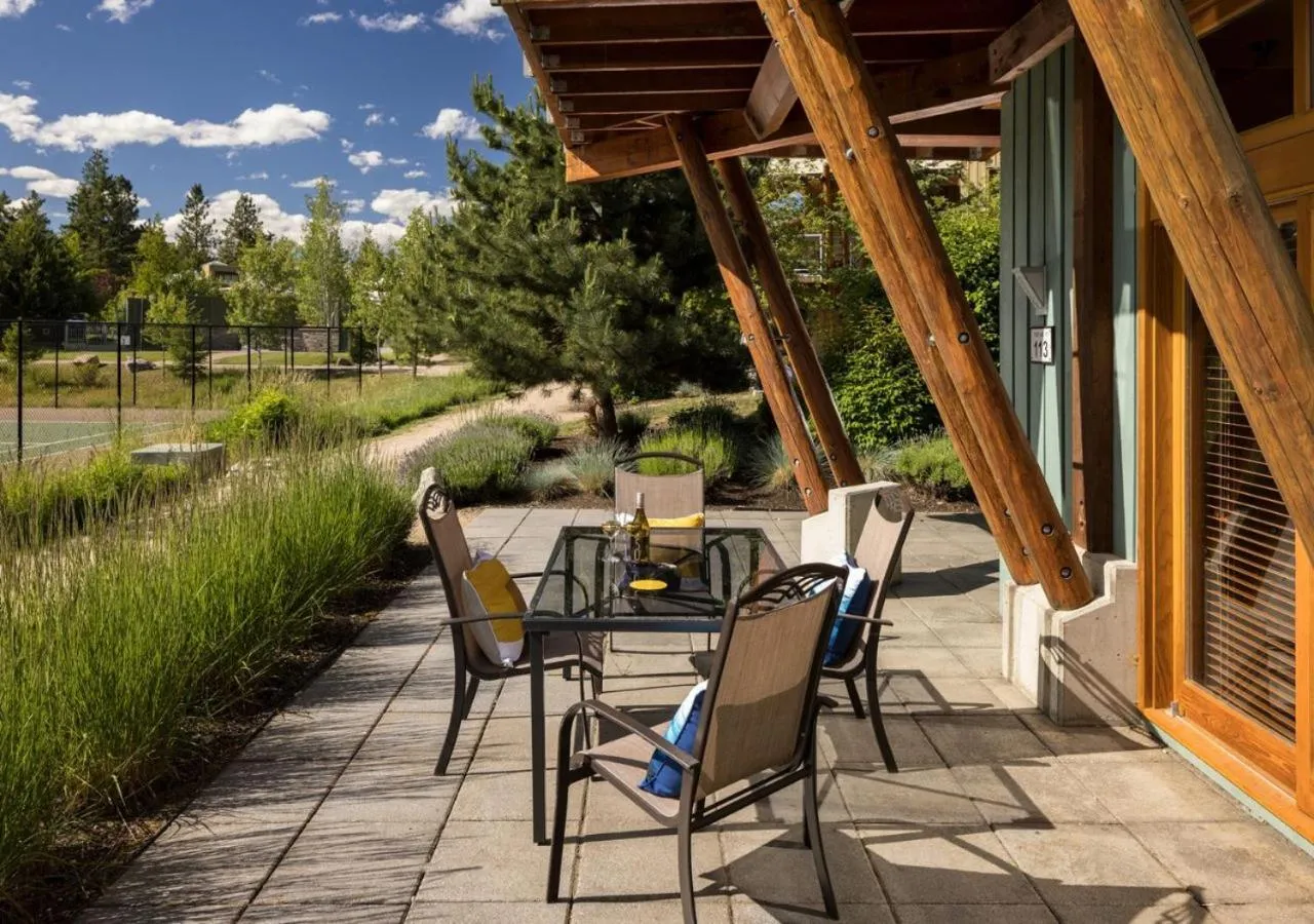 Patio in Outback Lakeside Vacation Homes
