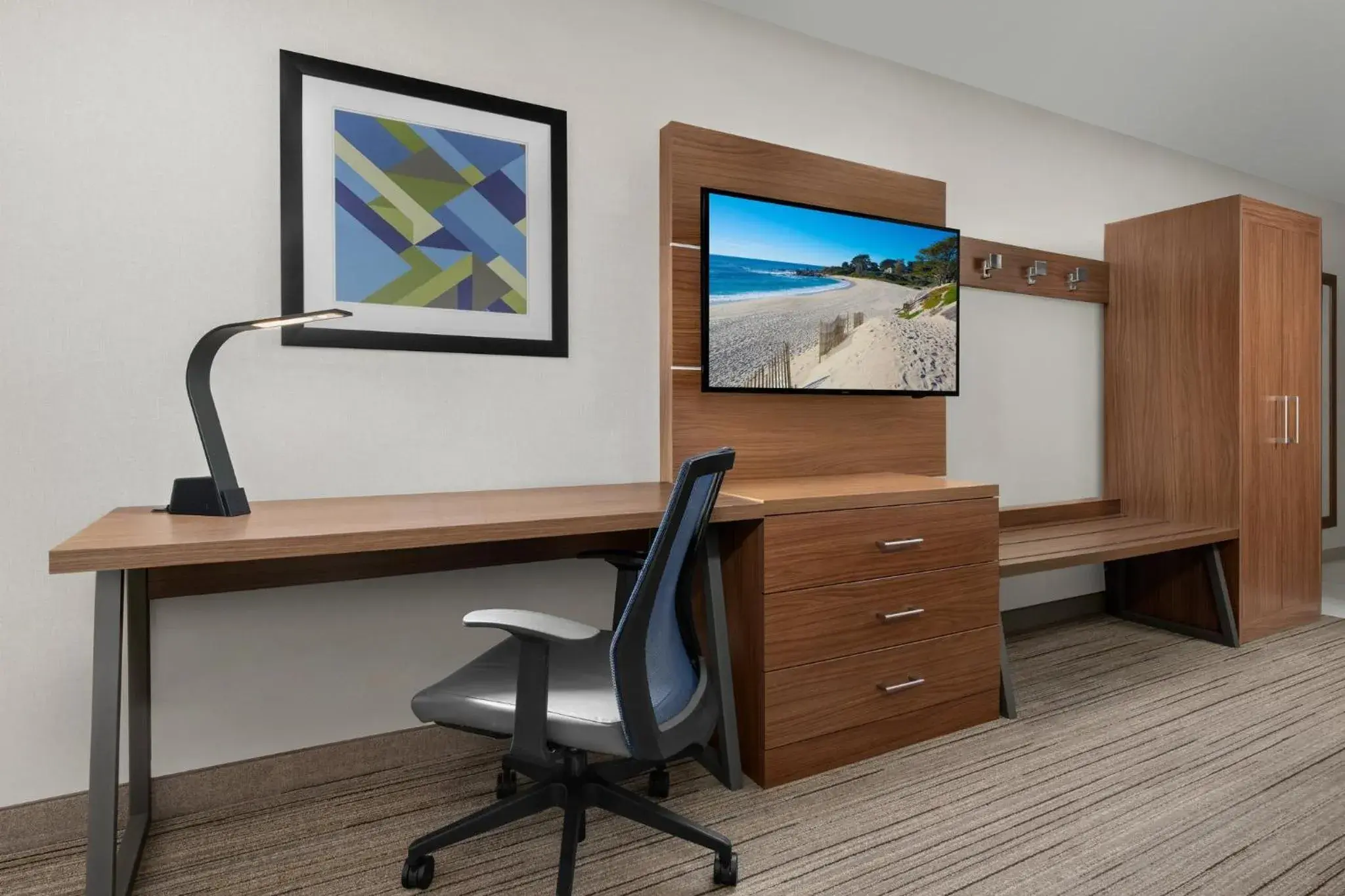 King Suite in Holiday Inn Express Hotel & Suites Marina by IHG King Suite in Holiday Inn Express Hotel & Suites Marina by IHG