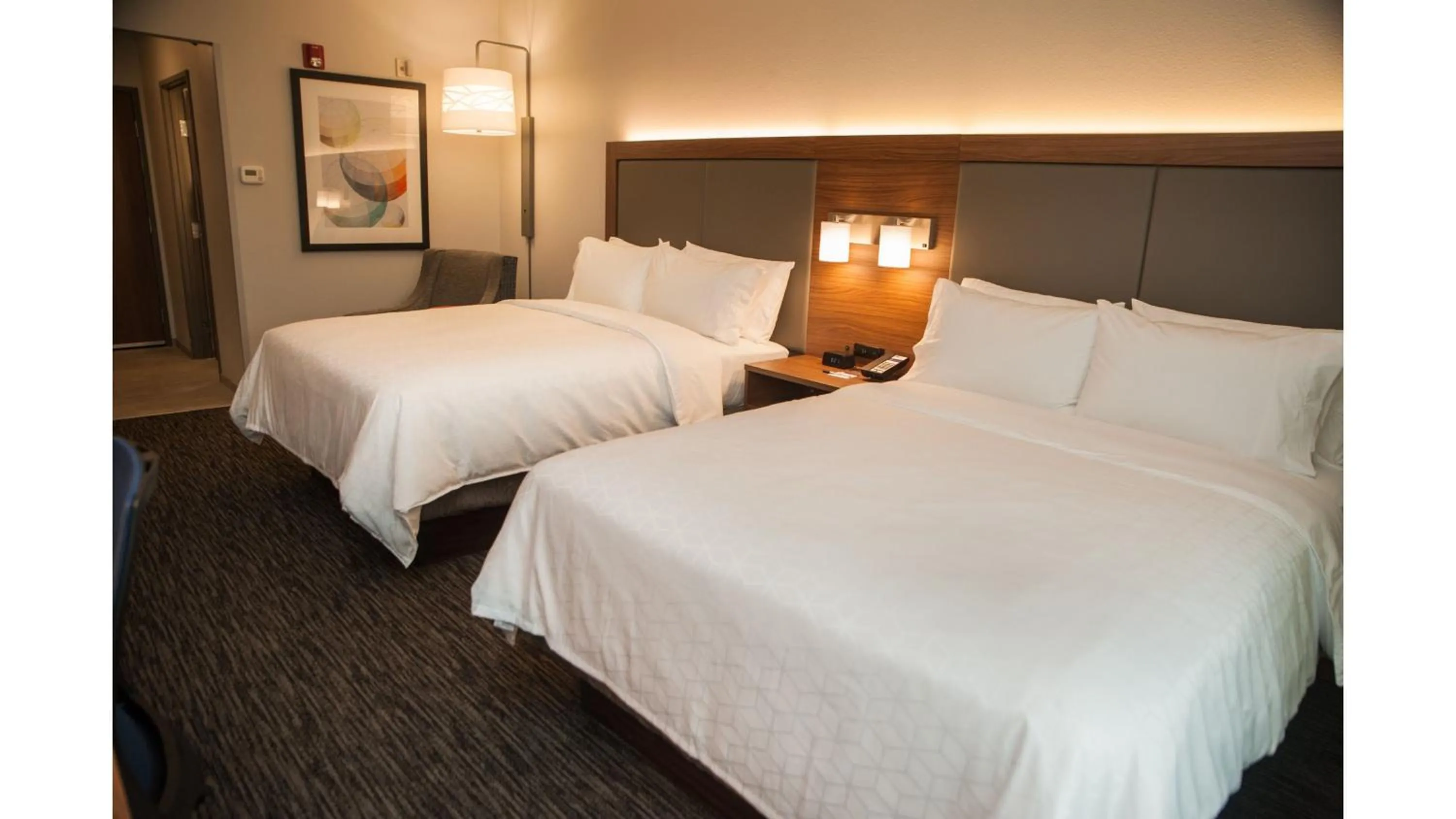 Photo of the whole room, Bed in Holiday Inn Express Hotel & Suites Norfolk by IHG