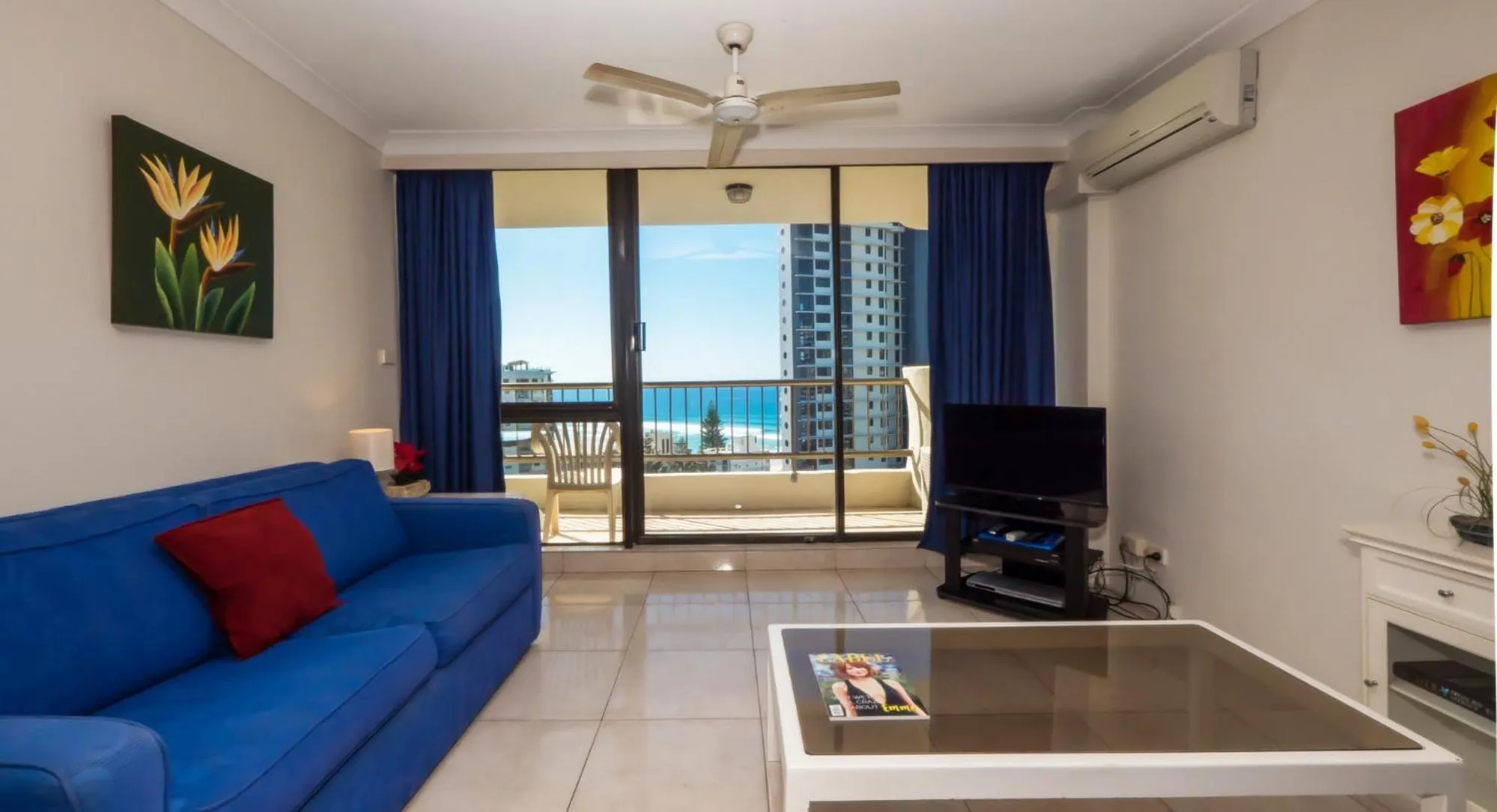 Living room in Aristocrat Apartments
