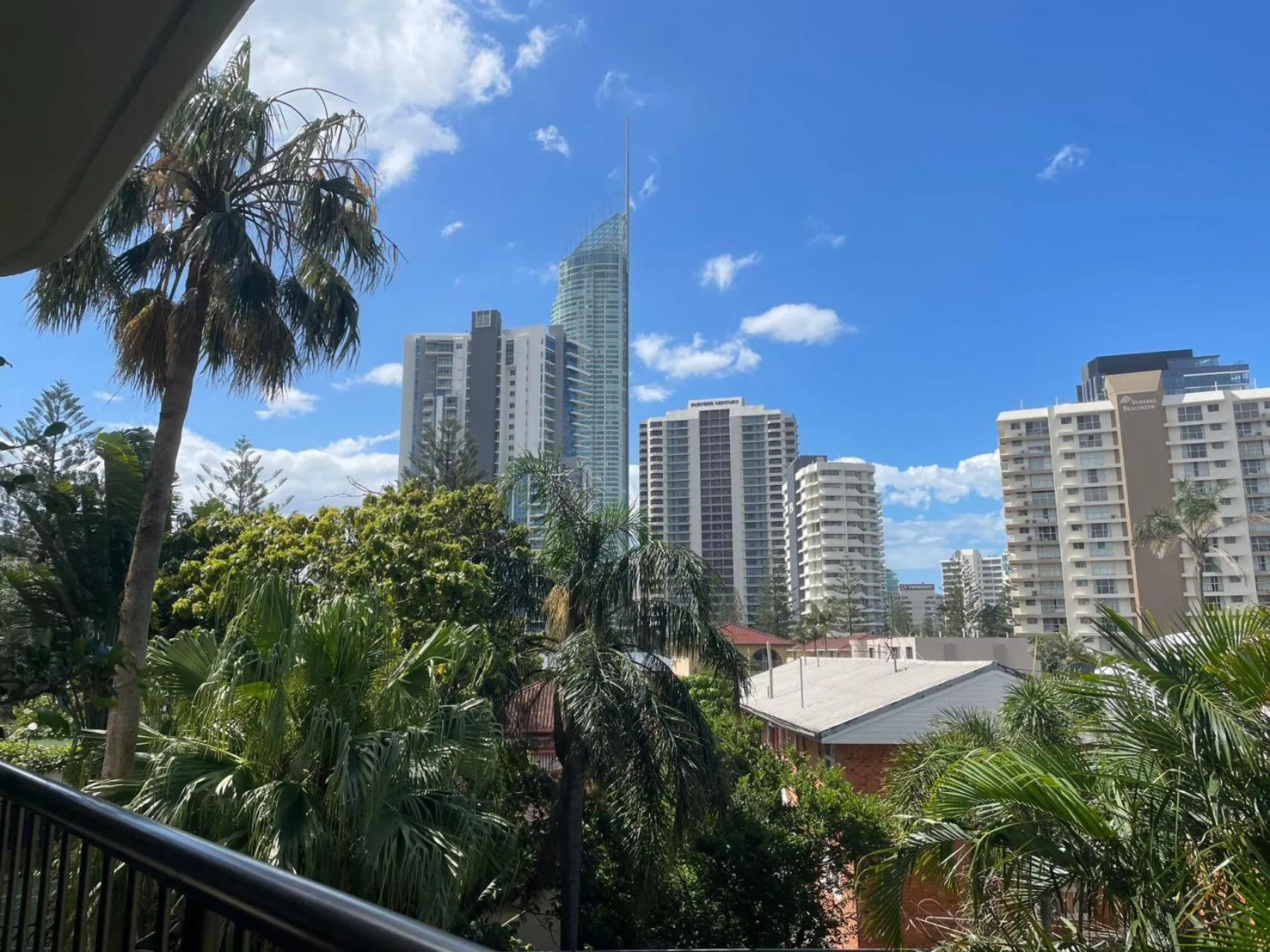 Aristocrat Apartments