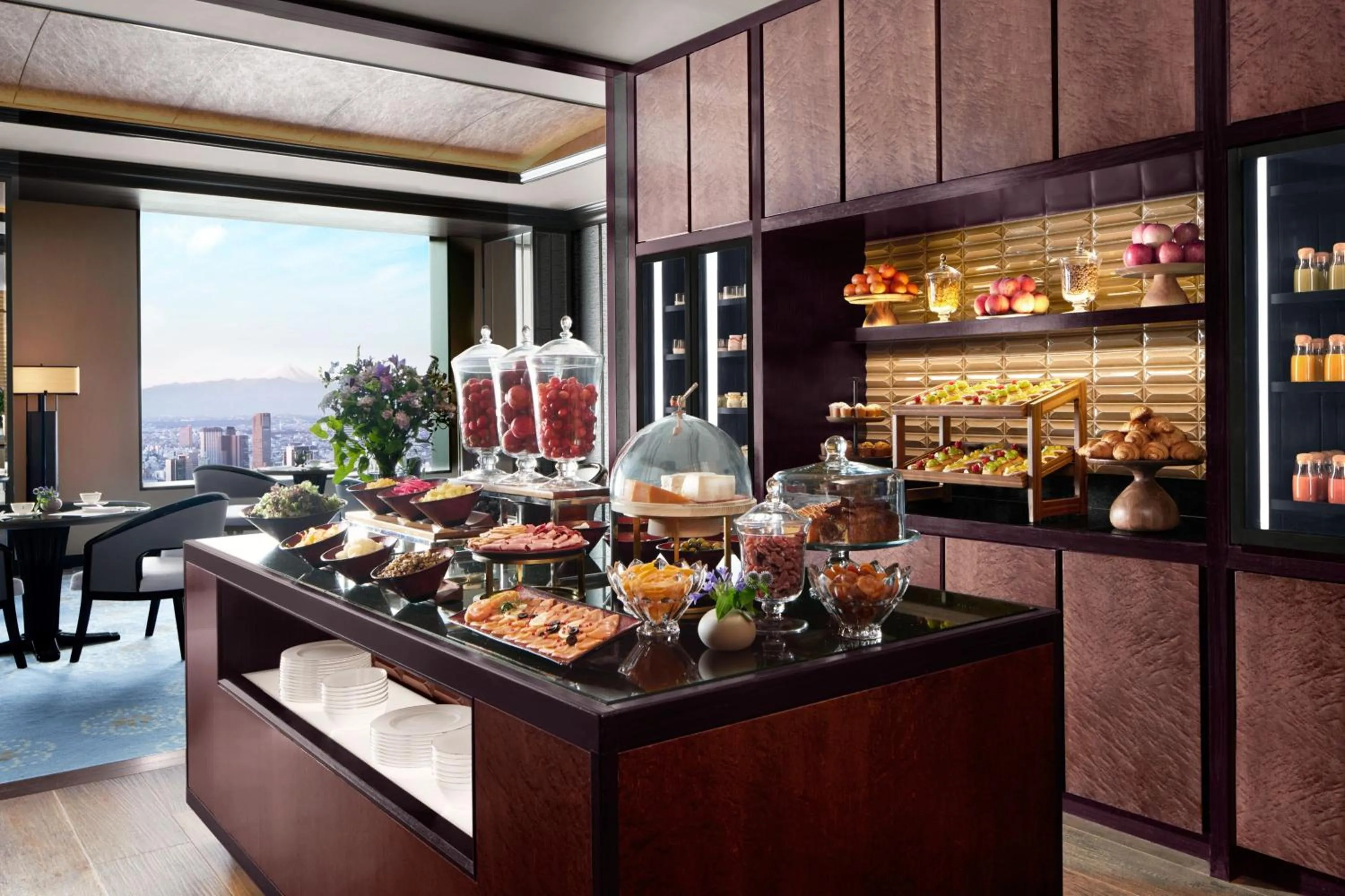 Breakfast in The Ritz-Carlton, Tokyo