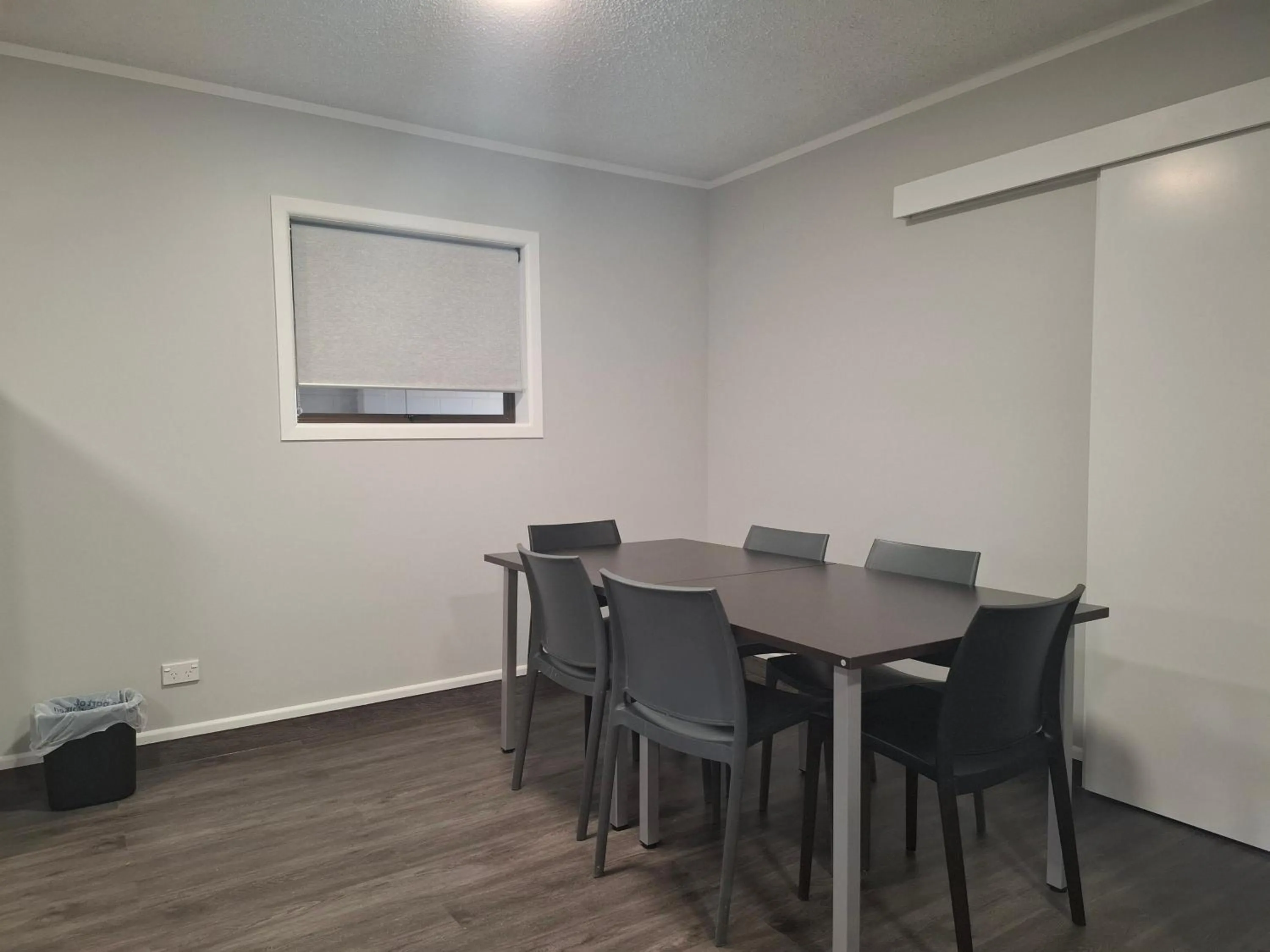 Dining area in Beetham Park Motel