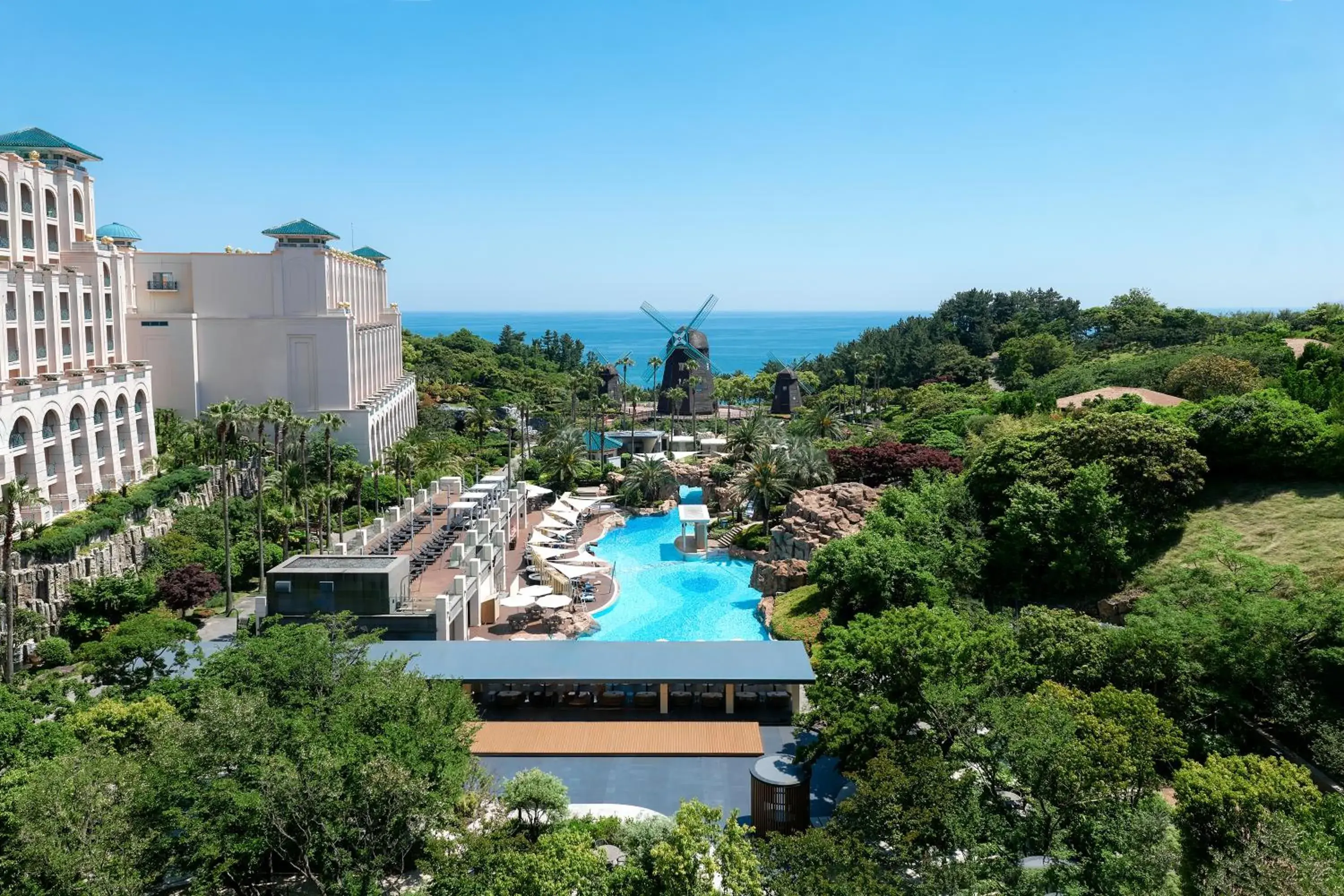 Property building in Lotte Hotel Jeju Property building in Lotte Hotel Jeju