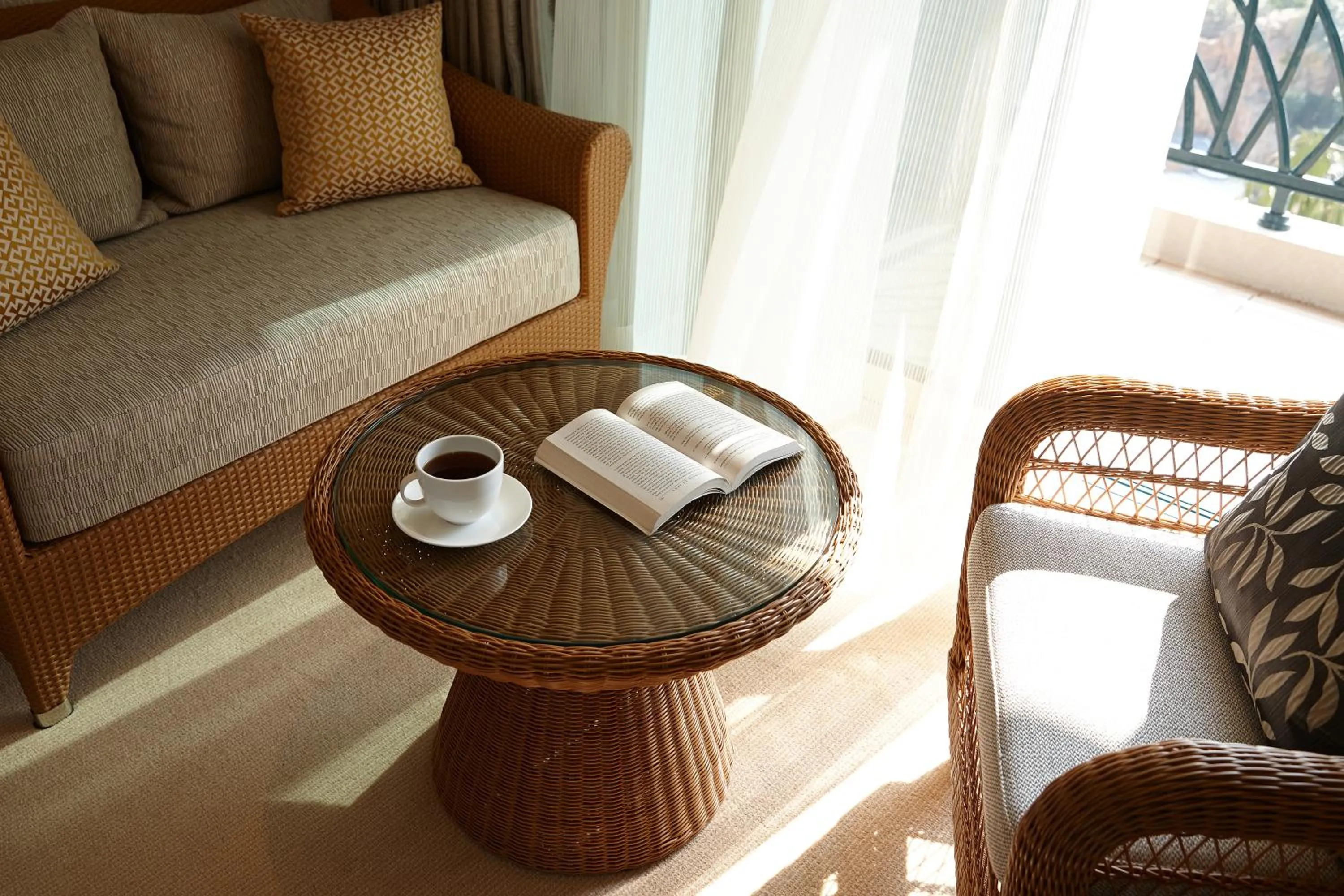 Seating area in Lotte Hotel Jeju