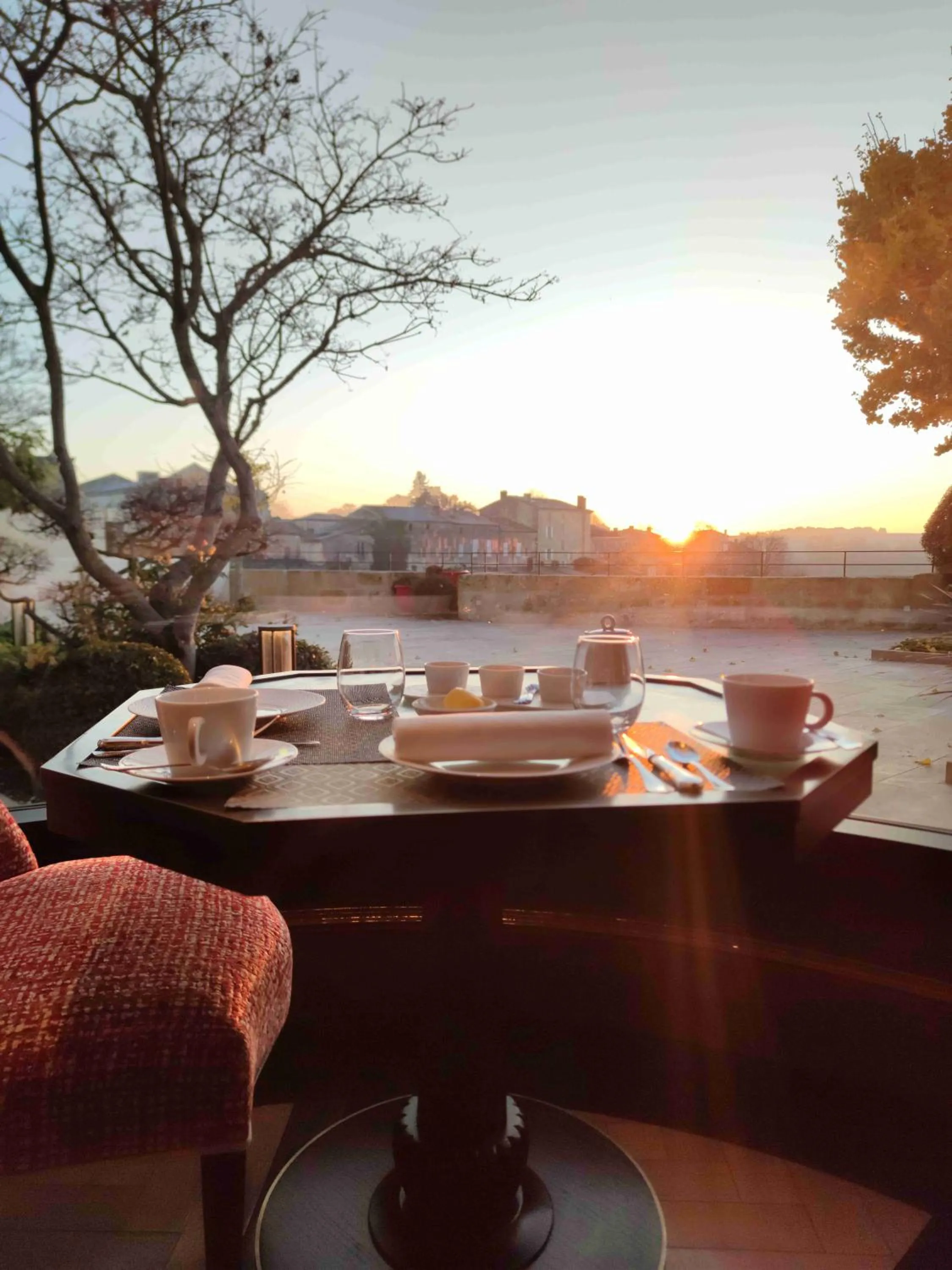 Lounge or bar in Hôtel de Pavie