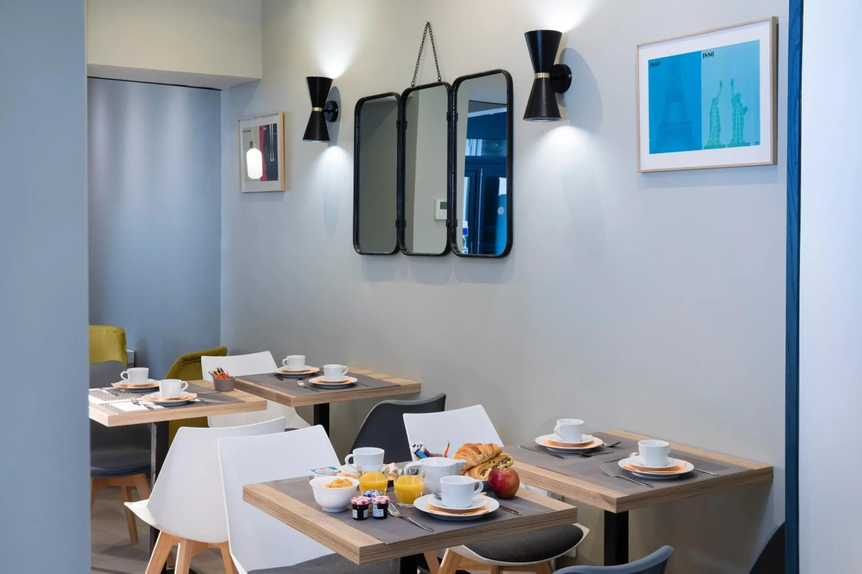 Restaurant/places to eat in Hôtel Moulin Vert Restaurant/places to eat in Hôtel Moulin Vert