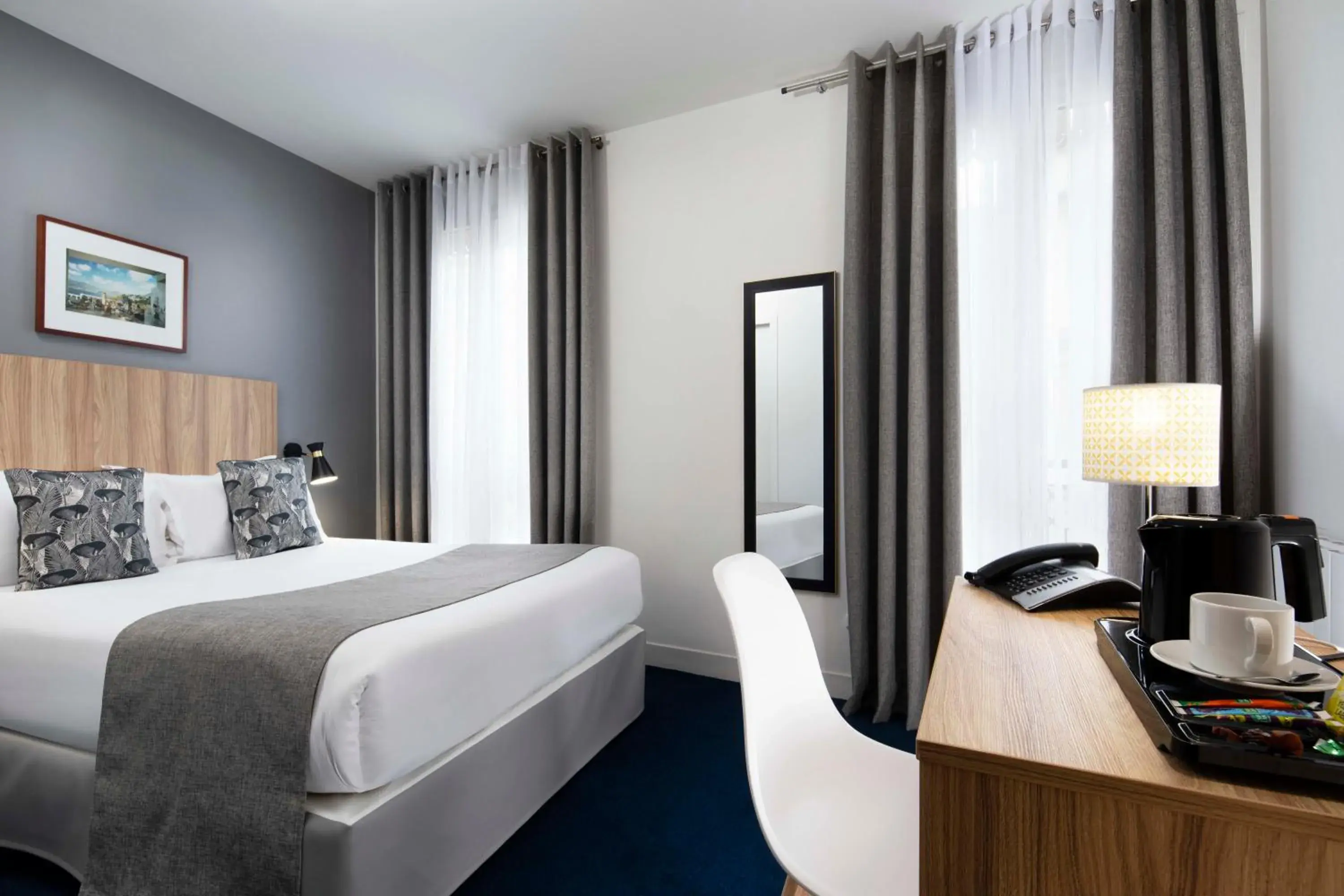 Bedroom, Bed in Hôtel Moulin Vert Bedroom, Bed in Hôtel Moulin Vert