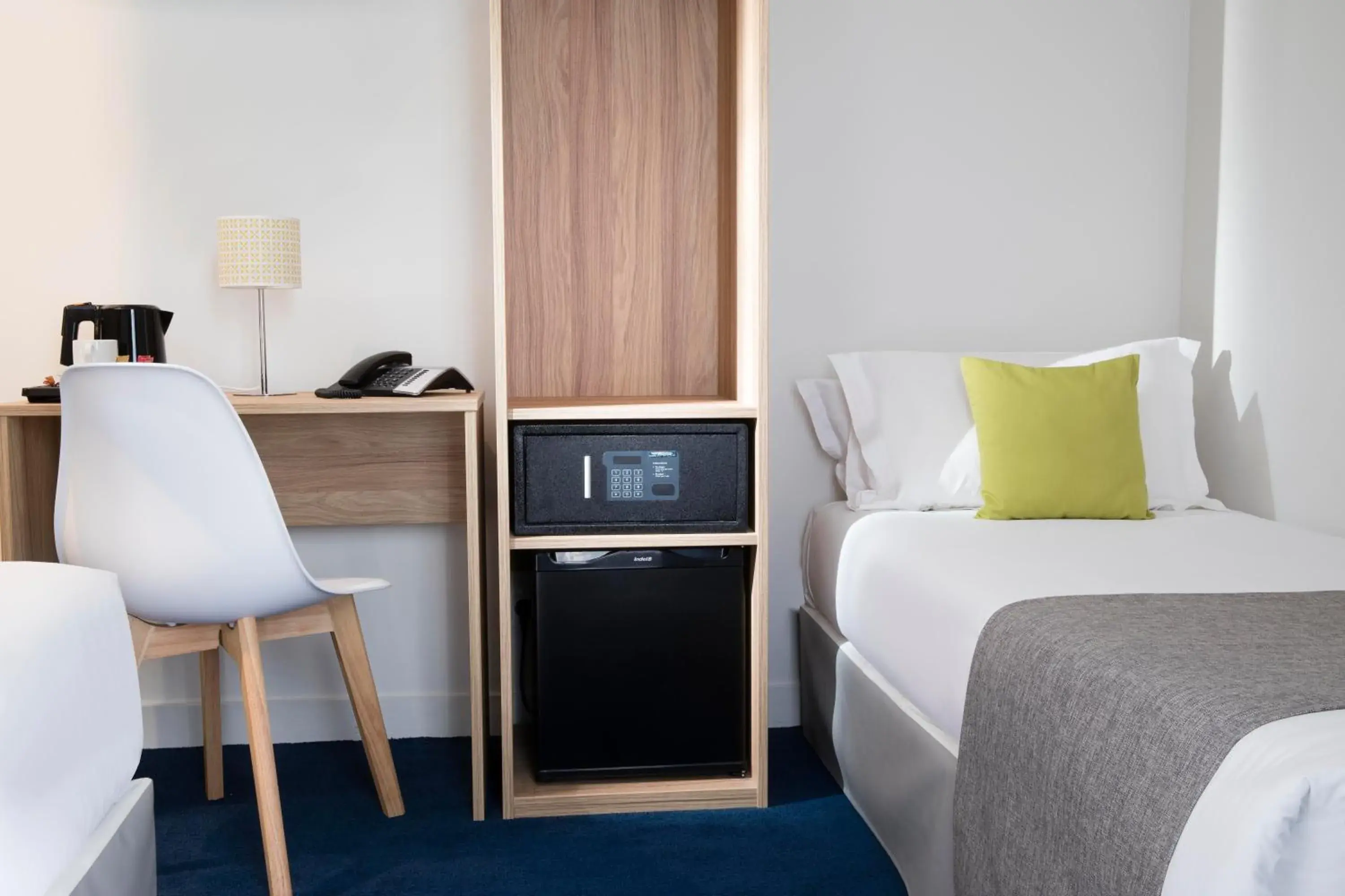 Bed in Hôtel Moulin Vert Bed in Hôtel Moulin Vert