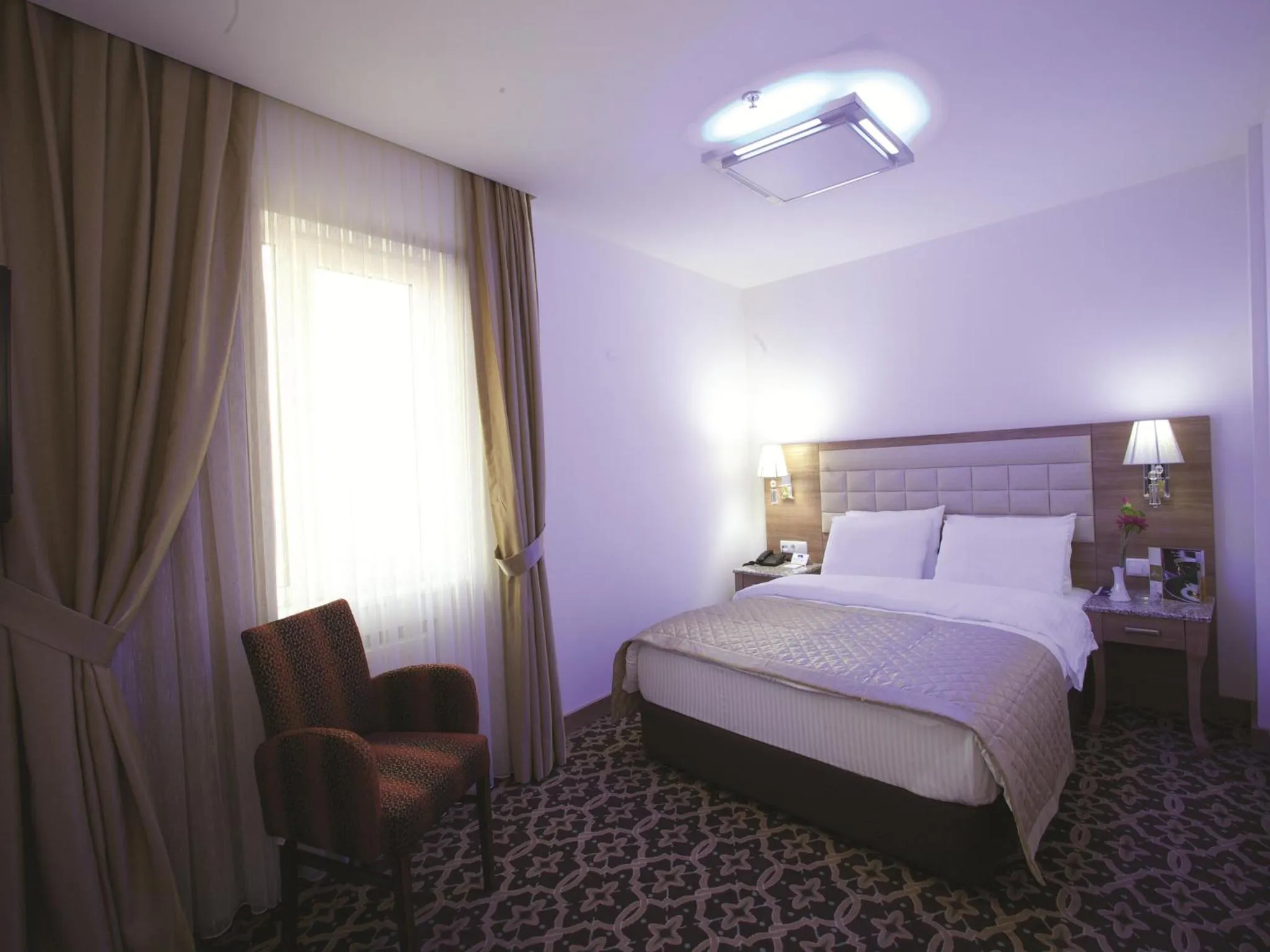 Bedroom, Bed in The City Hotel