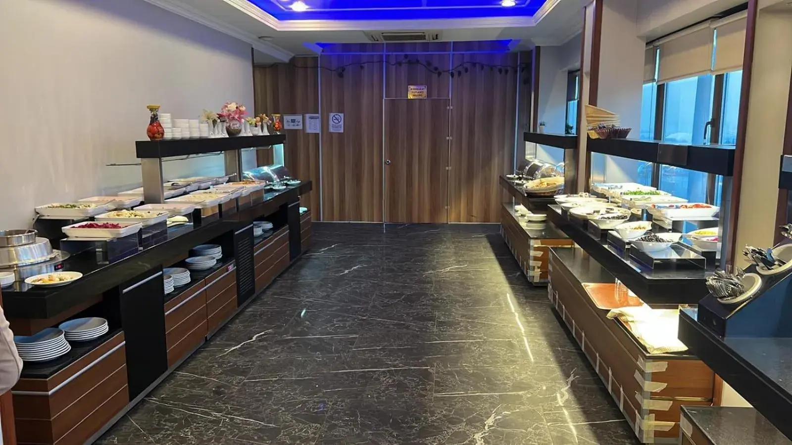 Breakfast in The City Hotel Breakfast in The City Hotel