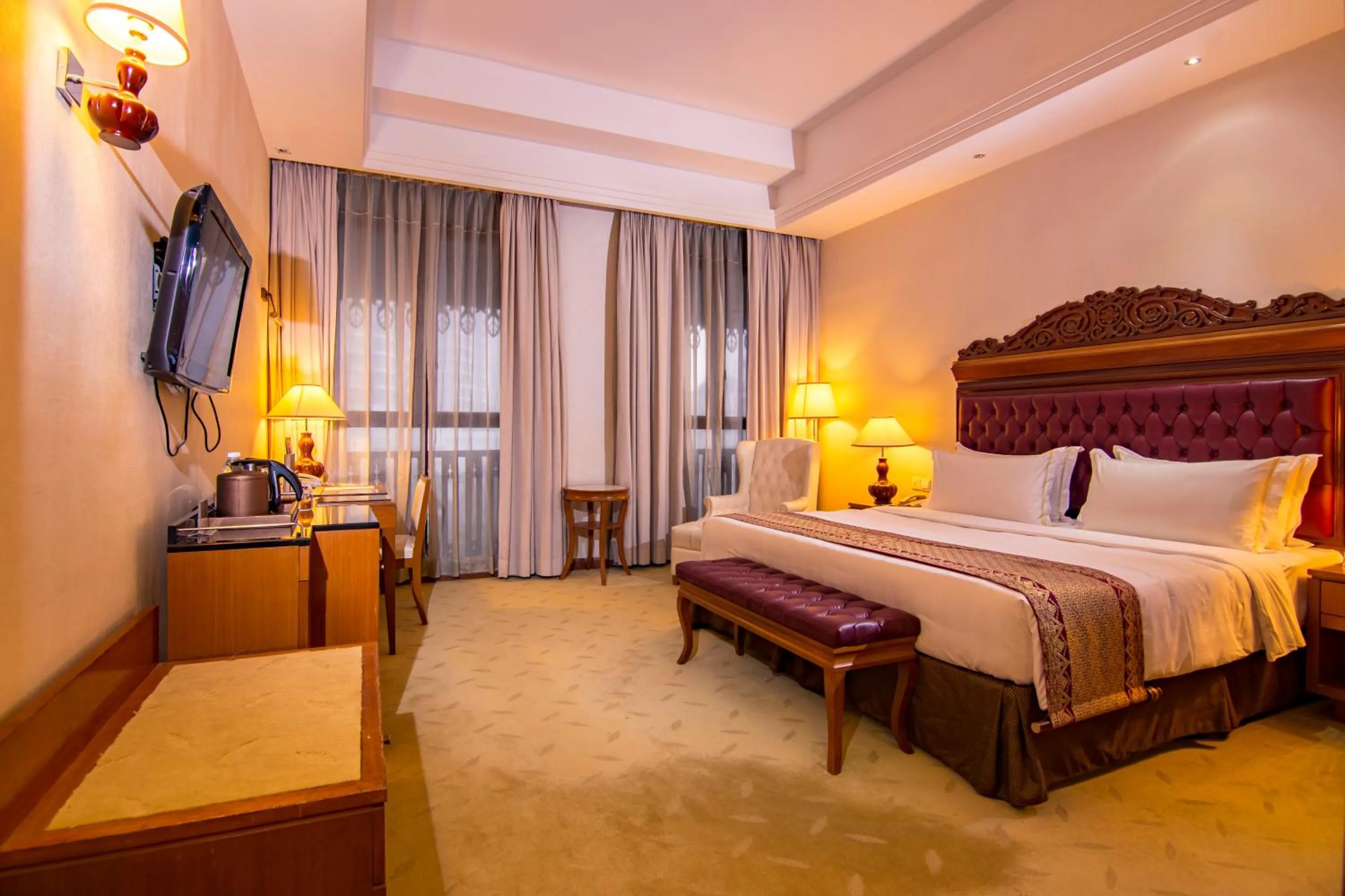 Bedroom, Bed in Royale Chulan Kuala Lumpur