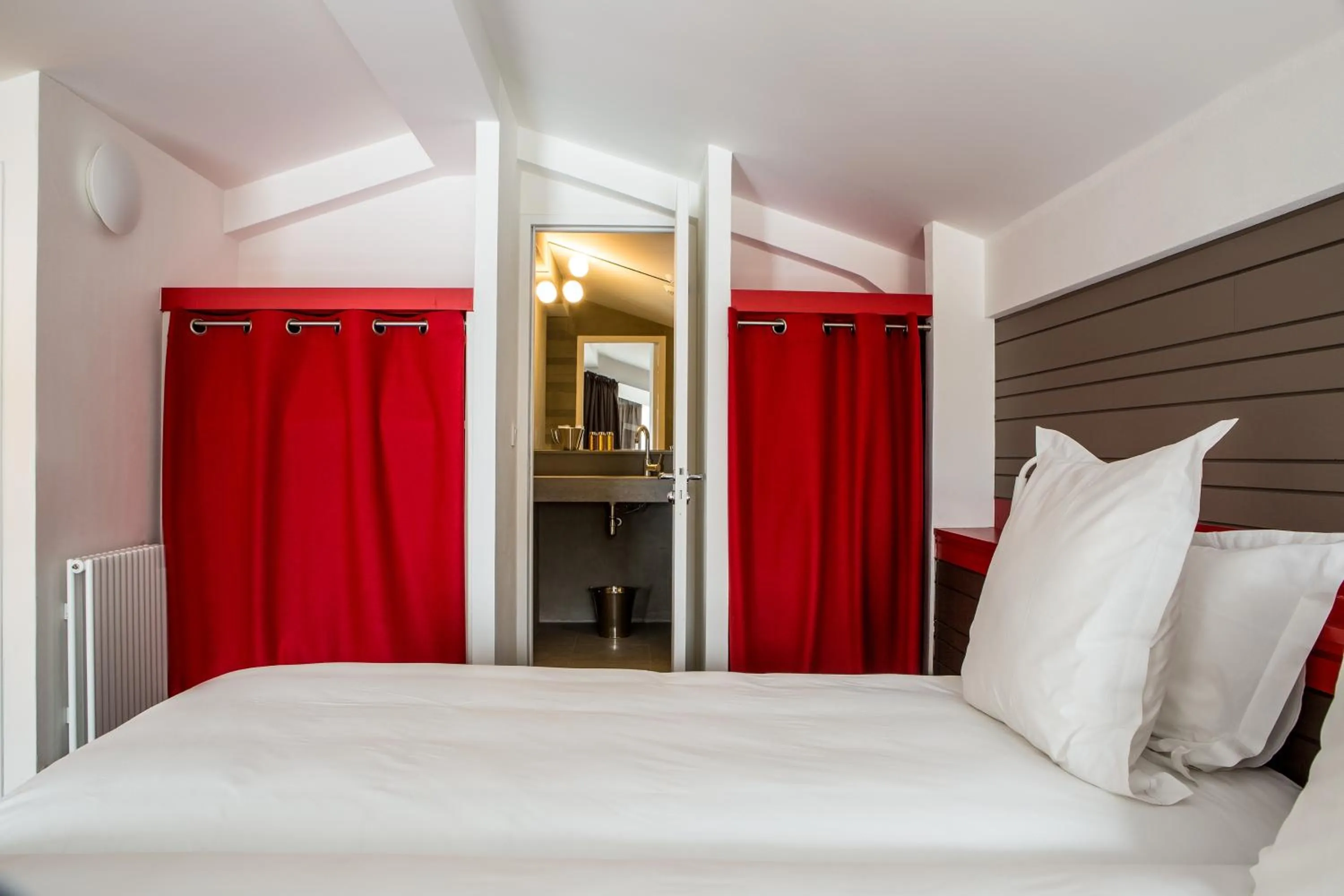 Bedroom, Bed in Hotel Ormelune