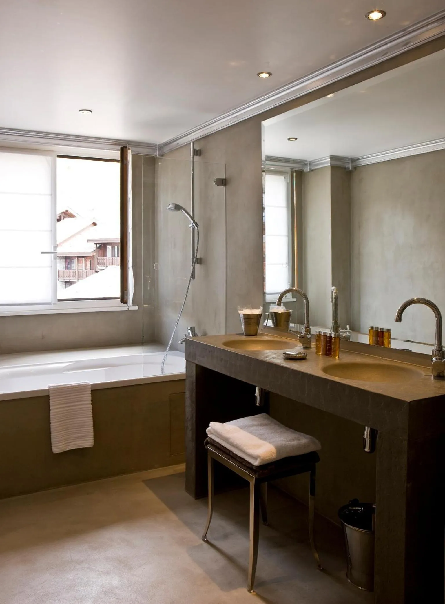 Bathroom in Hotel Ormelune