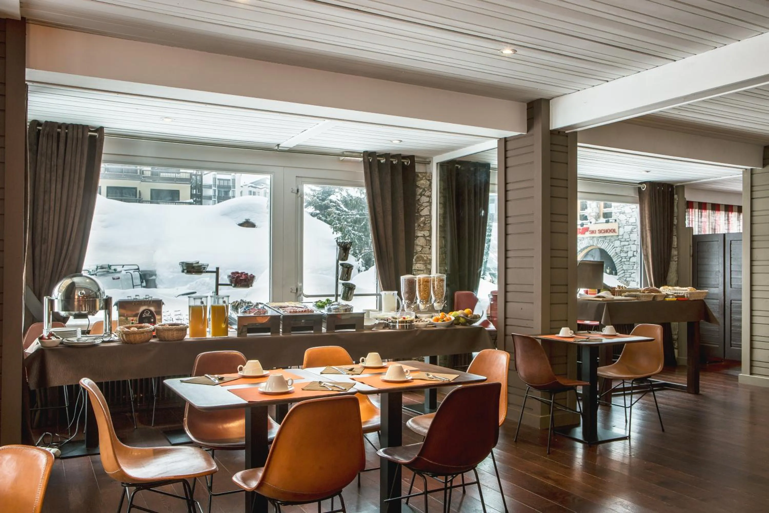 Breakfast in Hotel Ormelune