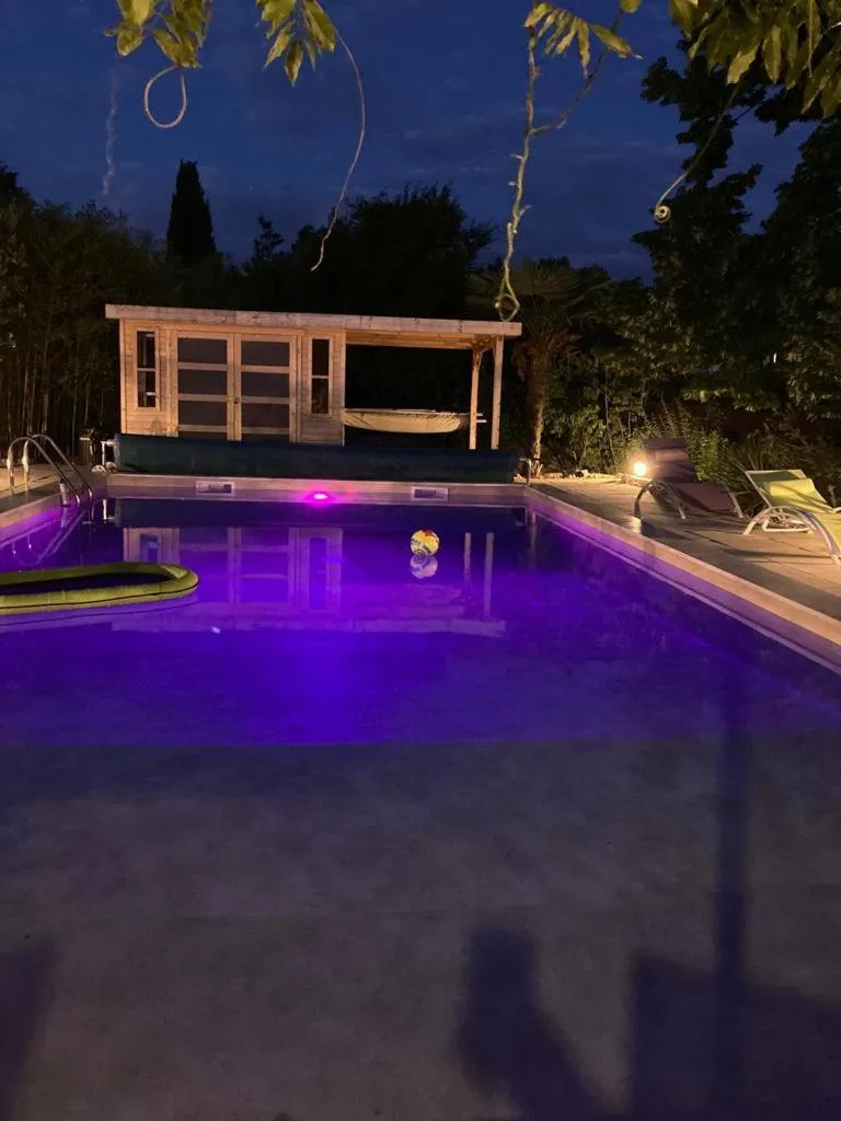 Night in Le clos des olivettes