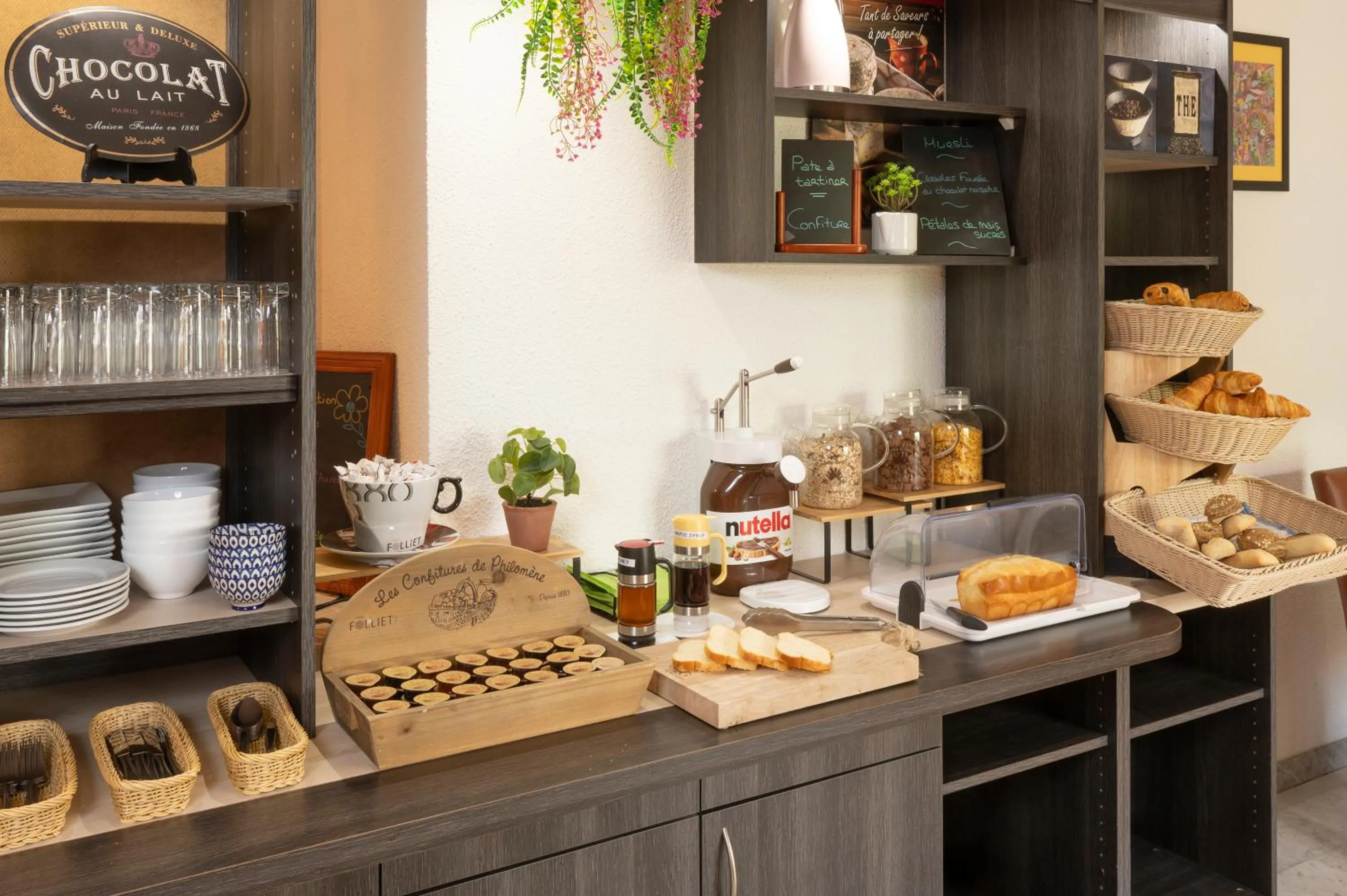 Breakfast in Les Afforêts