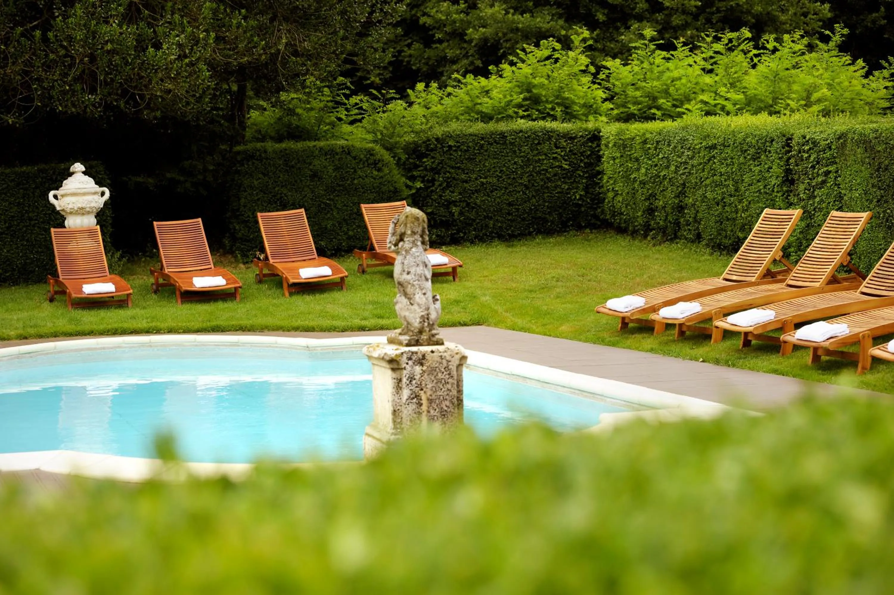 Swimming pool in Demeure de Flore