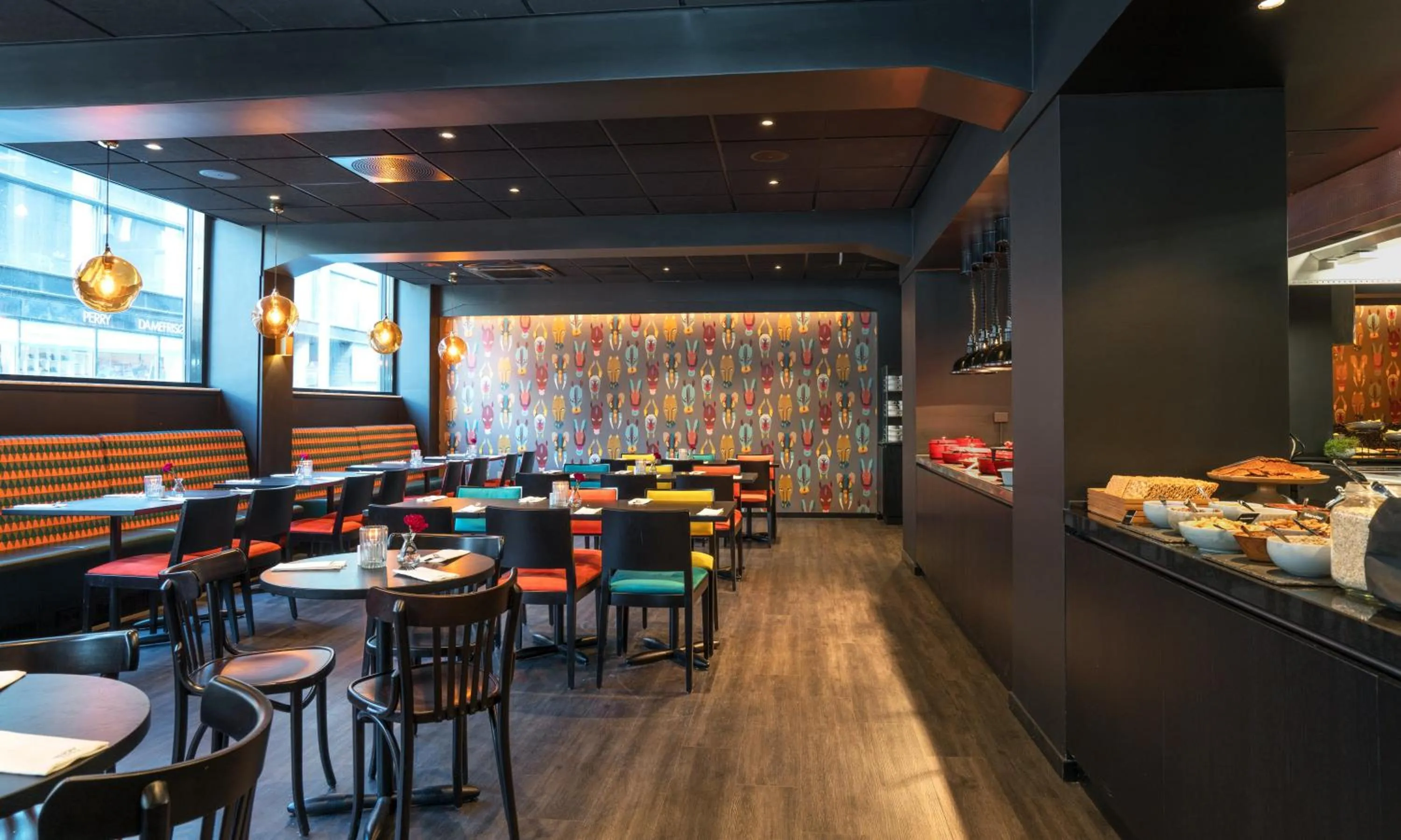 Restaurant/places to eat in Thon Hotel Europa