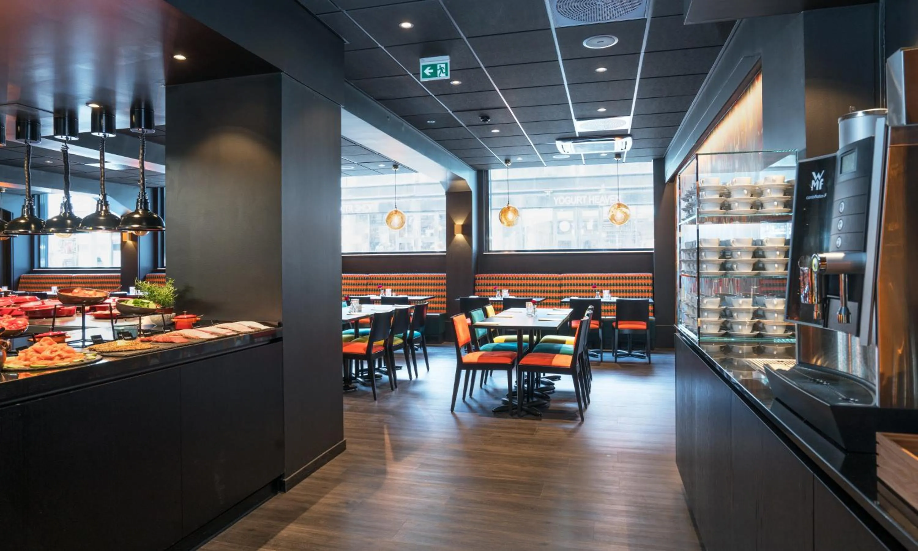 Restaurant/places to eat in Thon Hotel Europa