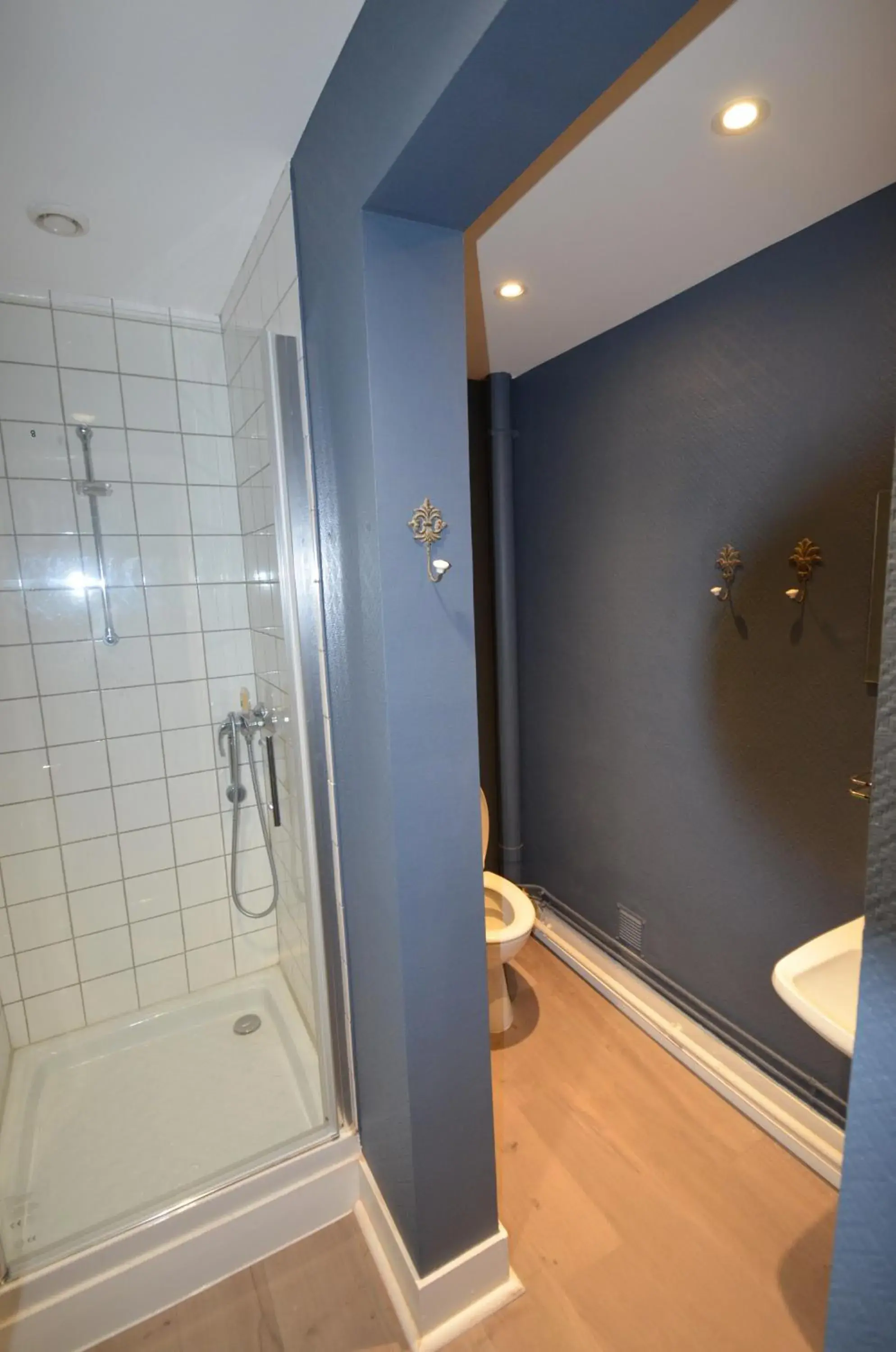 Double Room with Balcony in L'Empereur, sa Femme et le petit Prince Double Room with Balcony in L'Empereur, sa Femme et le petit Prince