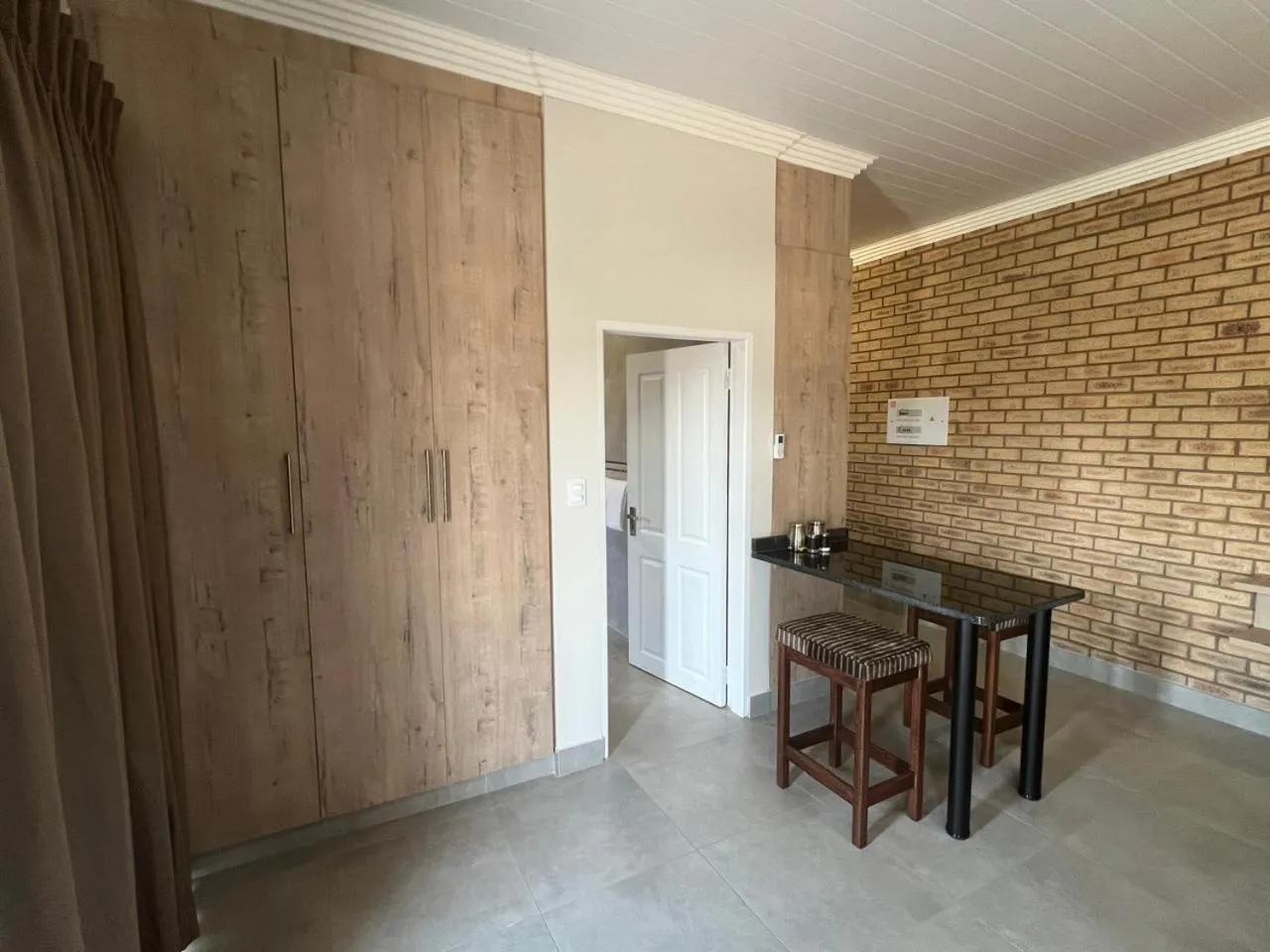 Dining area in Camelot Guest House & Apartments