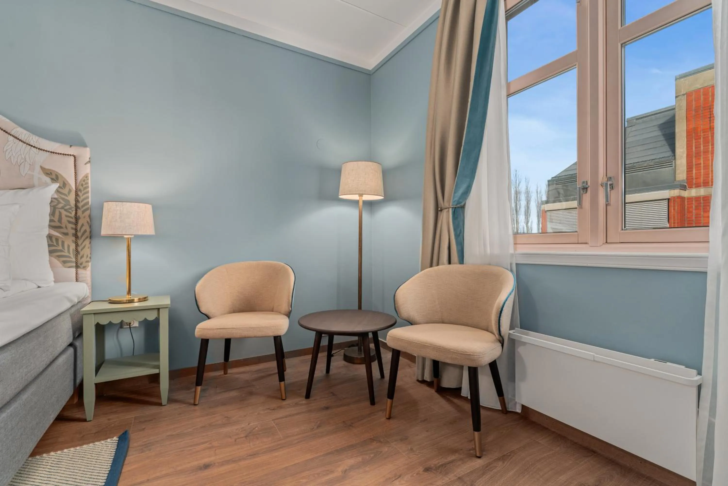 Seating area in Hotel Breiseth