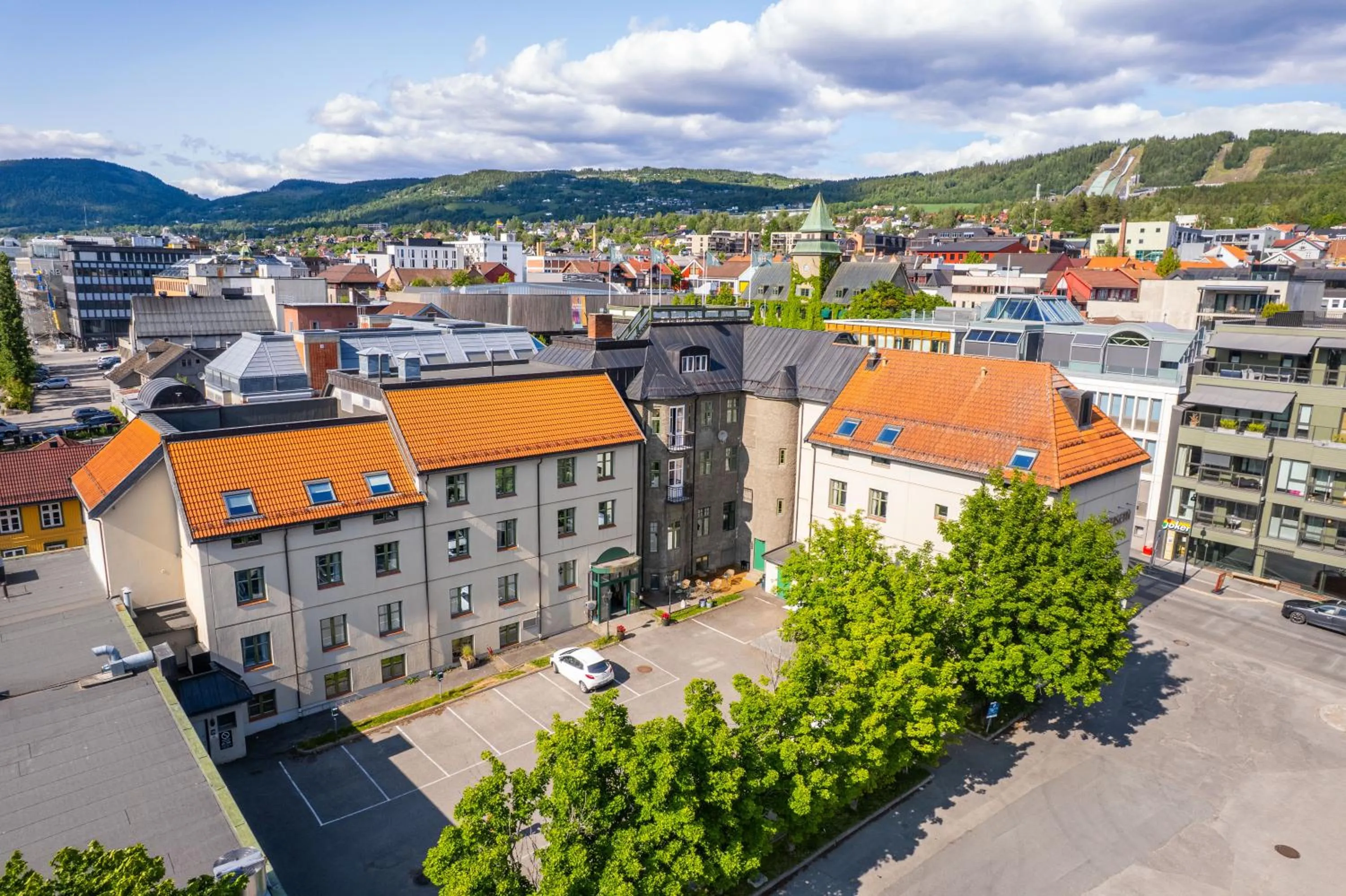 Property building in Hotel Breiseth