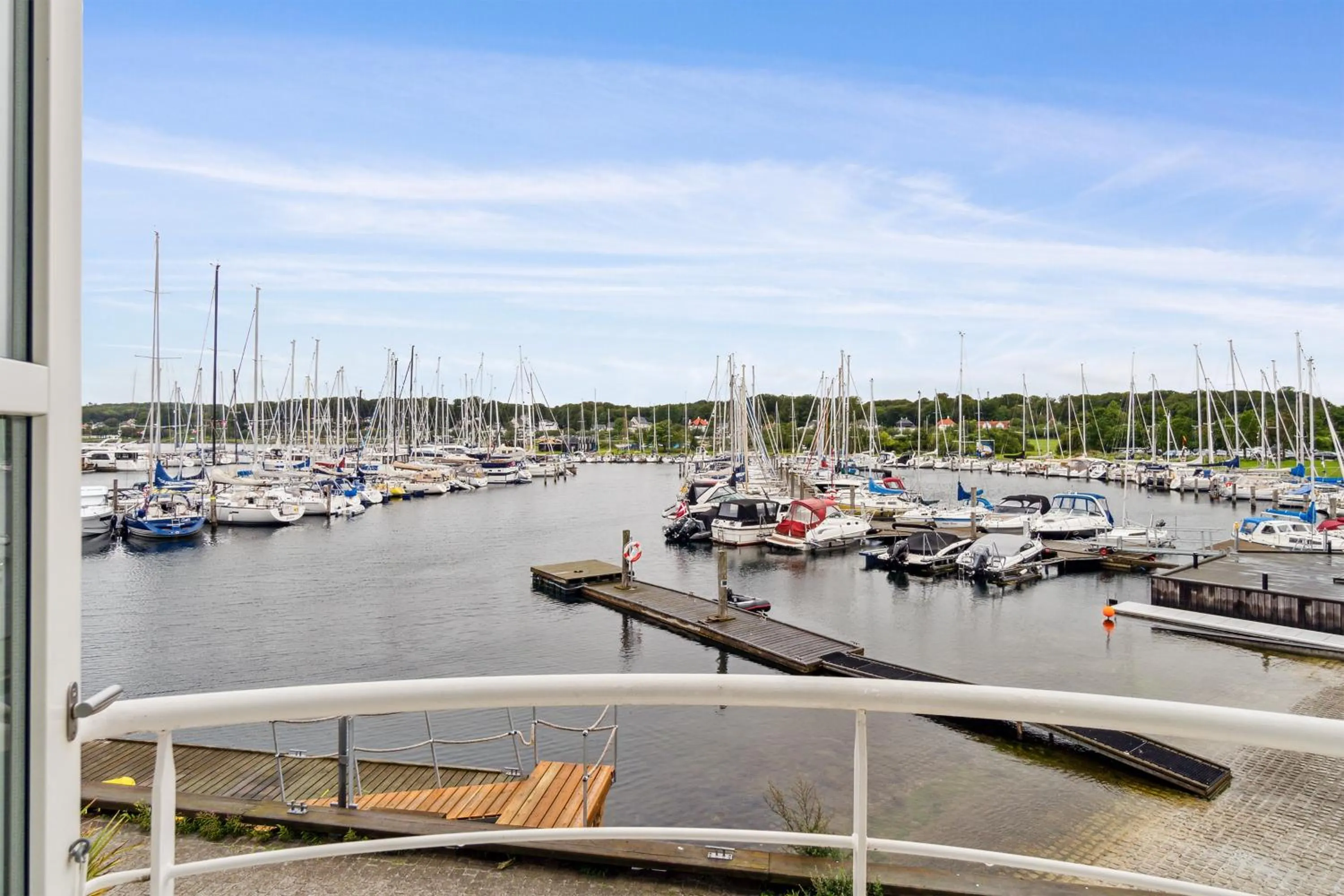Communal lounge/ TV room in BB-Hotel Aarhus Havnehotellet