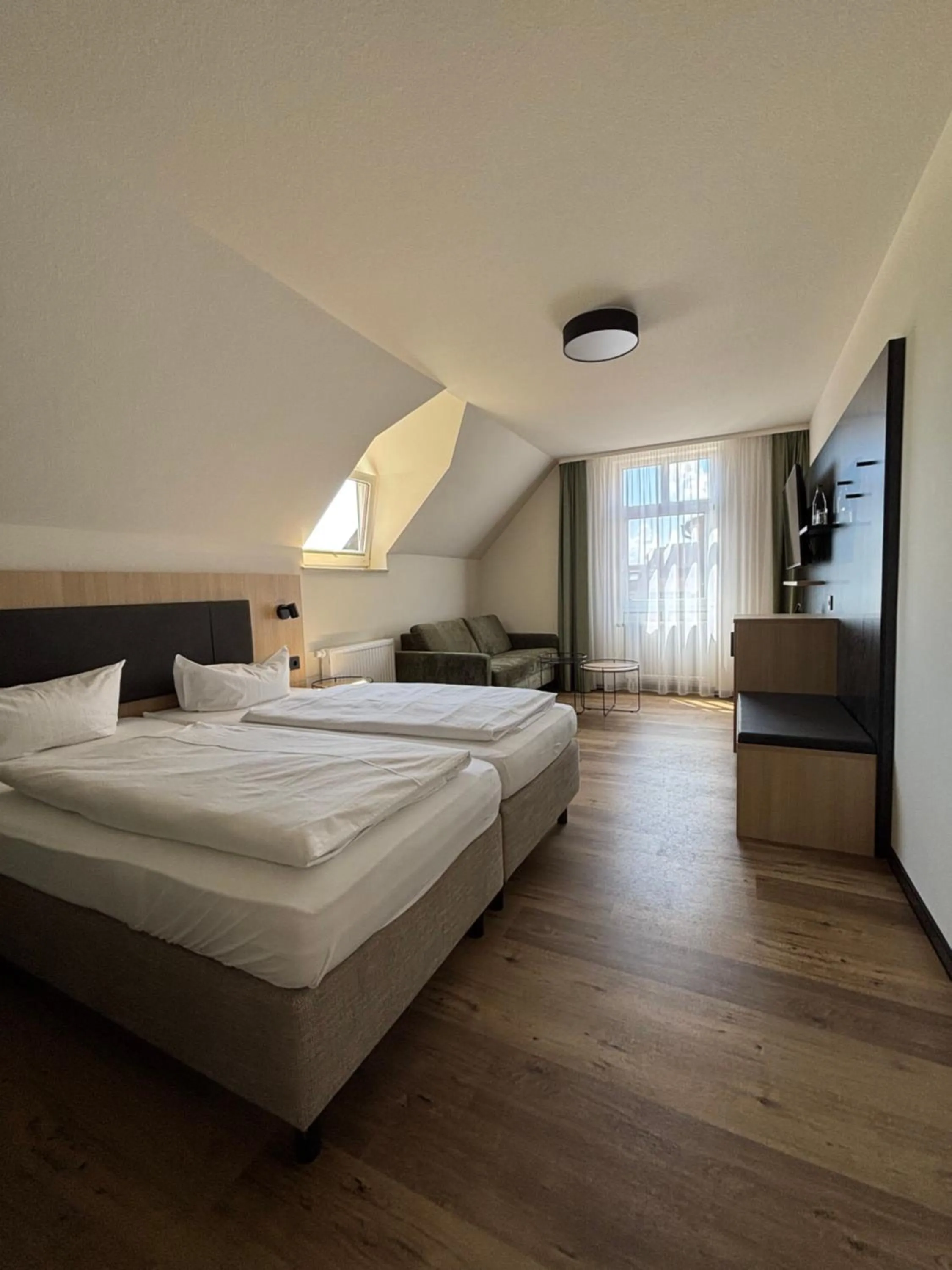 Photo of the whole room, Bed in Hotel am Stadthaus