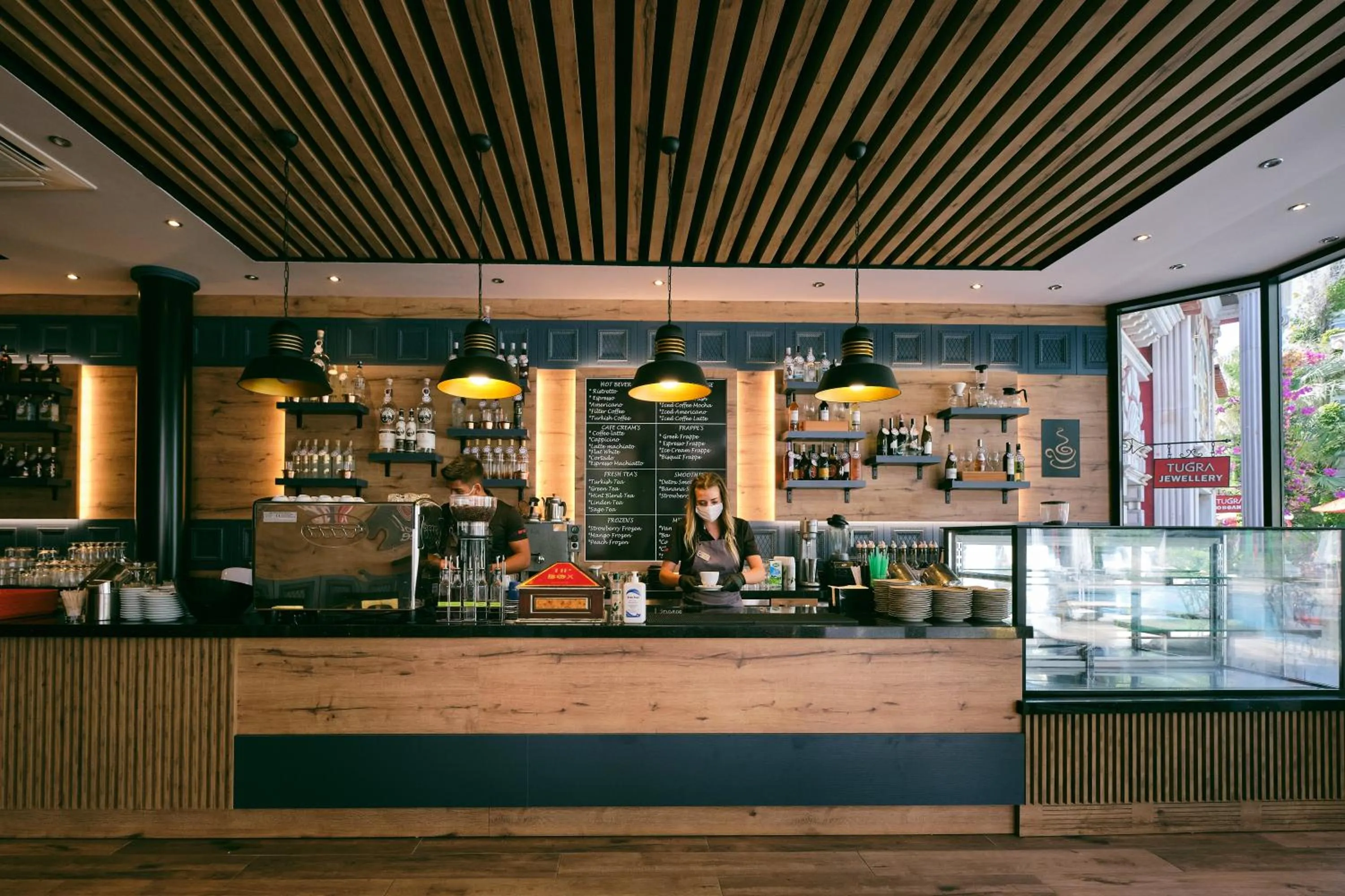 Lounge or bar in Club Hotel Sera