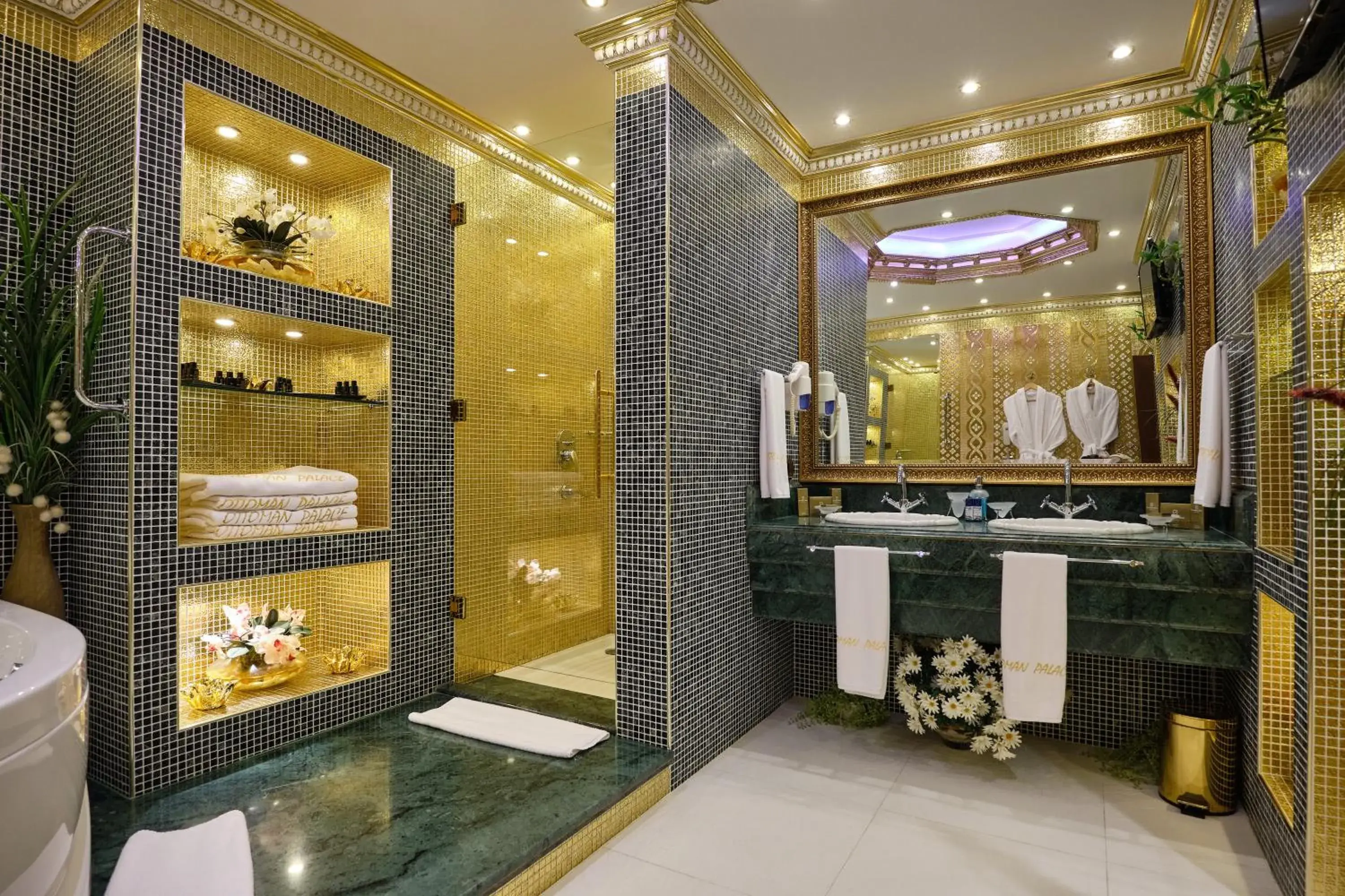 Bathroom in Club Hotel Sera Bathroom in Club Hotel Sera