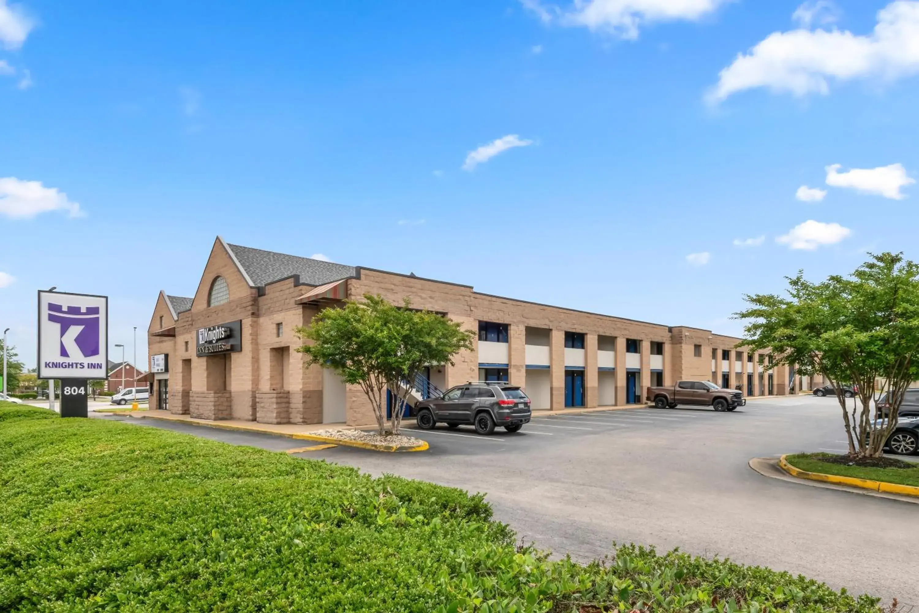 Property building in Knights Inn Virginia Beach Lynnhaven Property building in Knights Inn Virginia Beach Lynnhaven