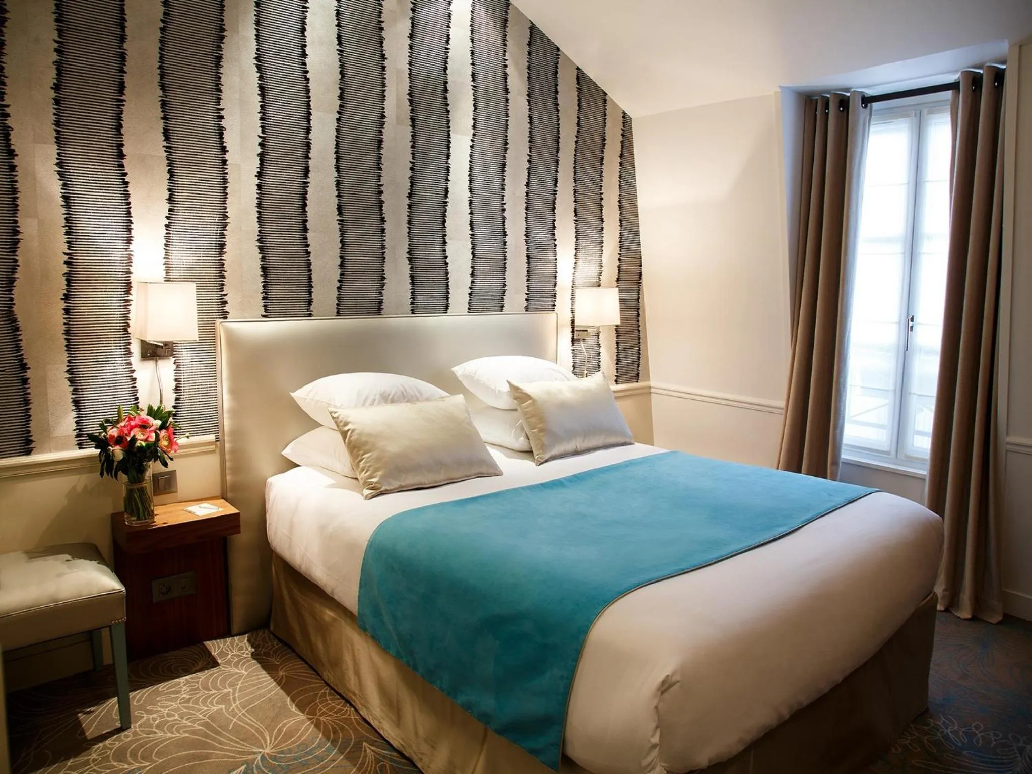 Bedroom, Bed in Le Clos Medicis