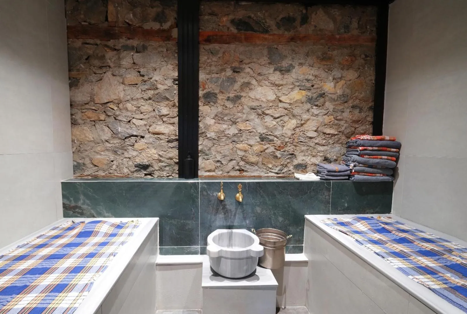 Public Bath in Otantik Hotel & Spa