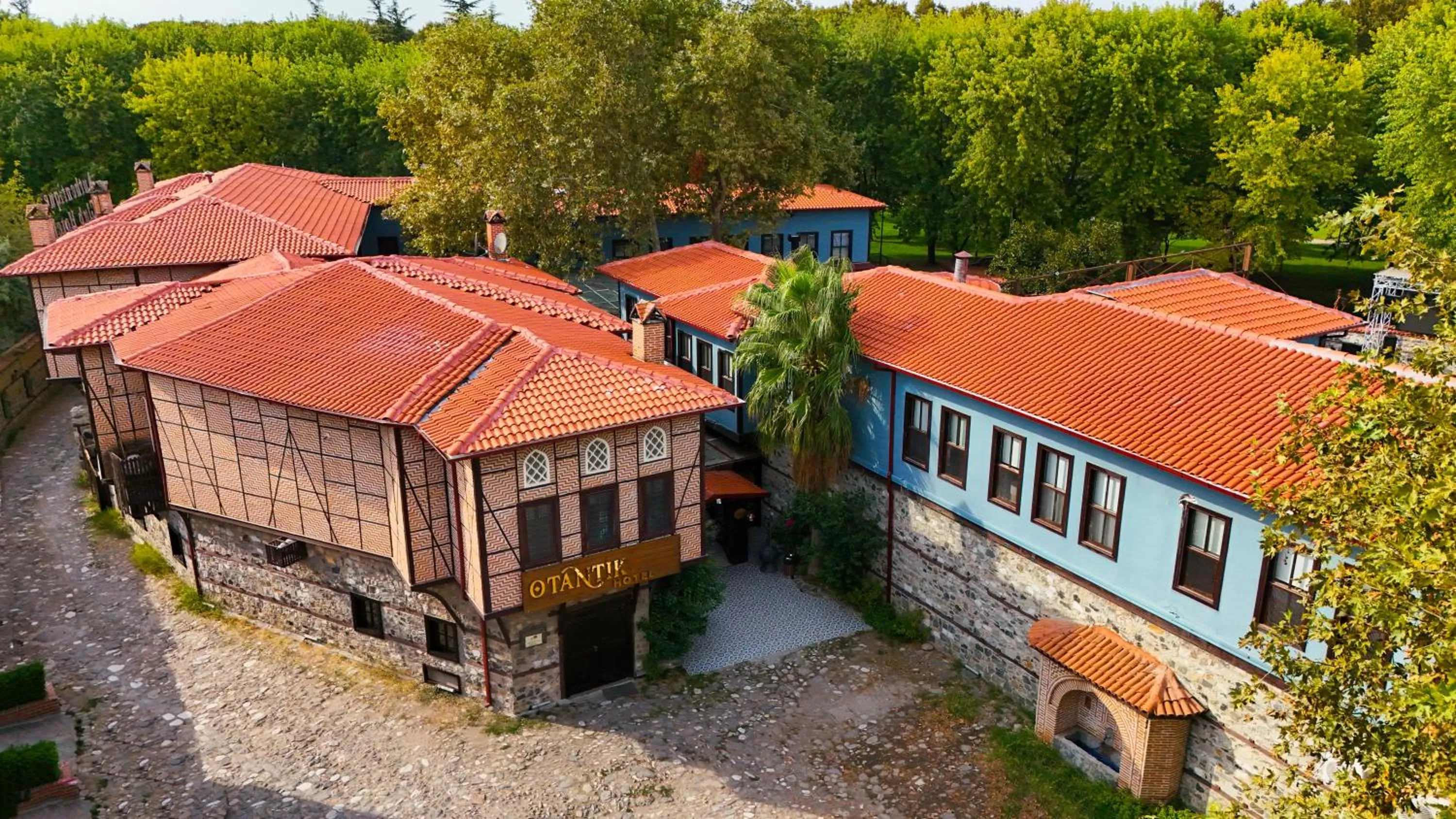 Property building in Otantik Hotel & Spa