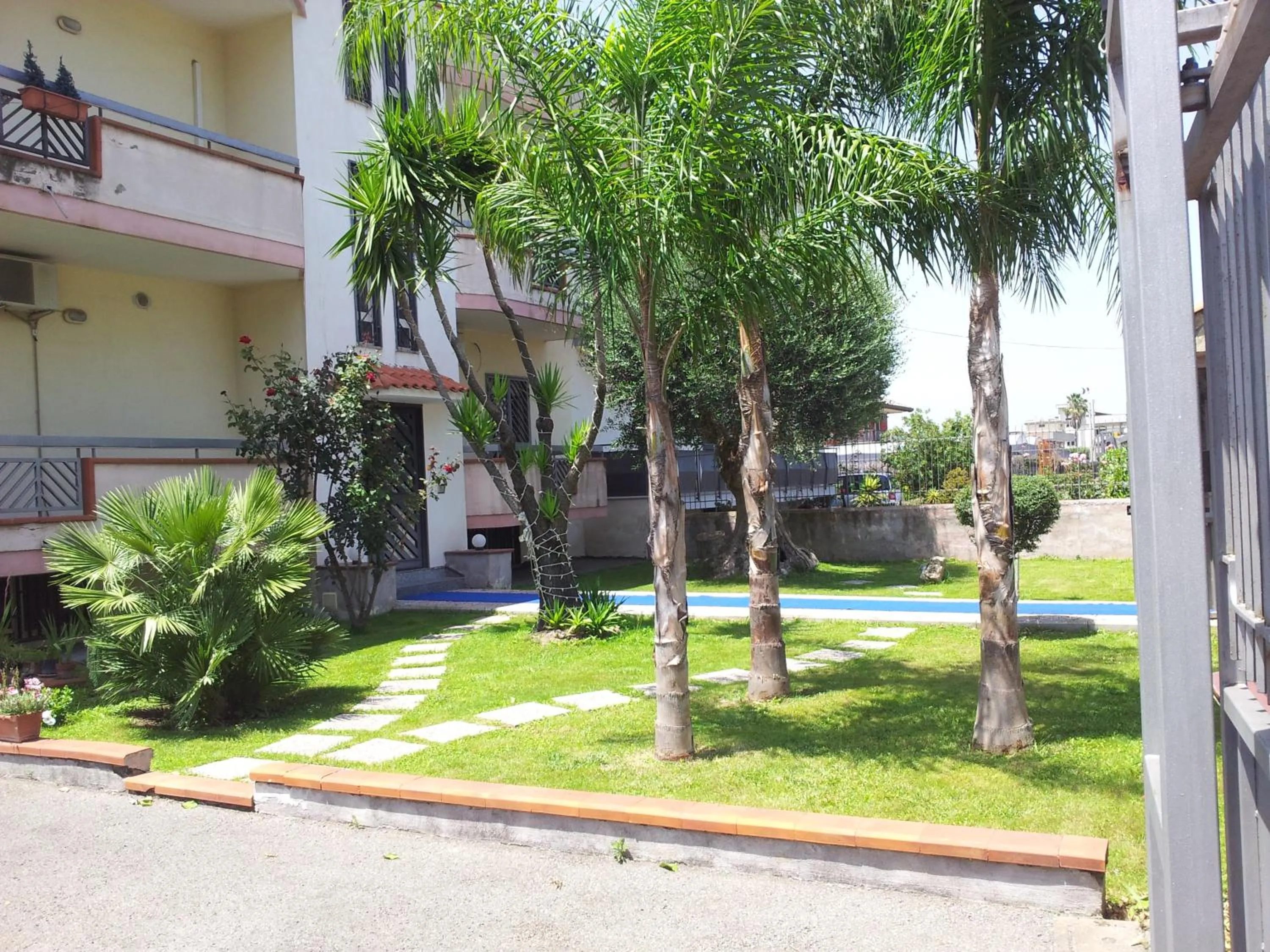 Garden in Vesuvio Bed & Breakfast